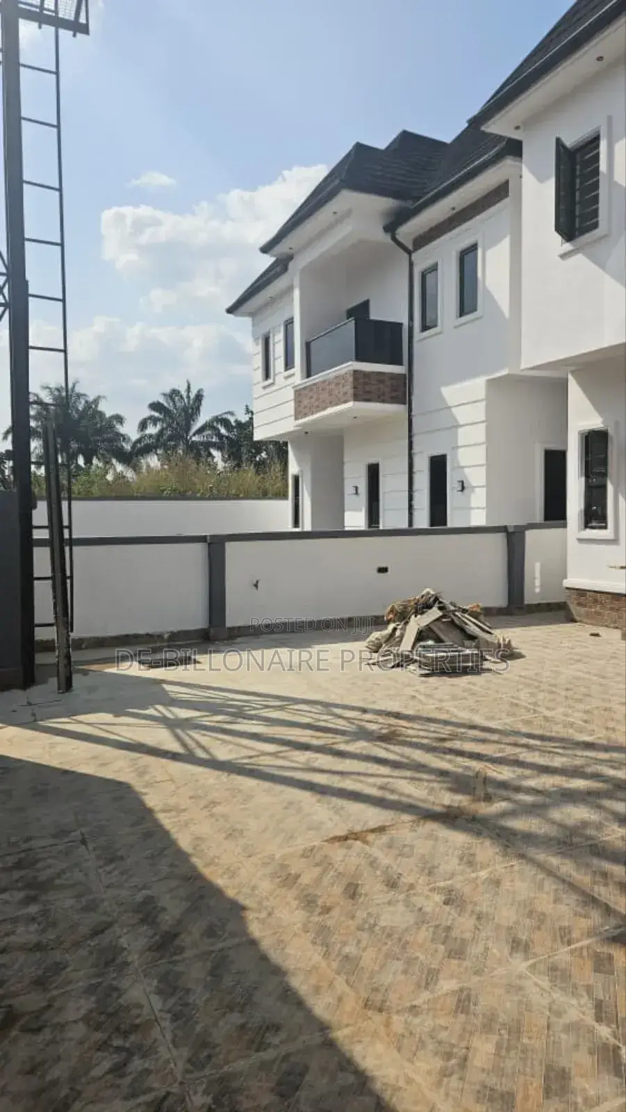 4bdrm Duplex in Owerri for sale
