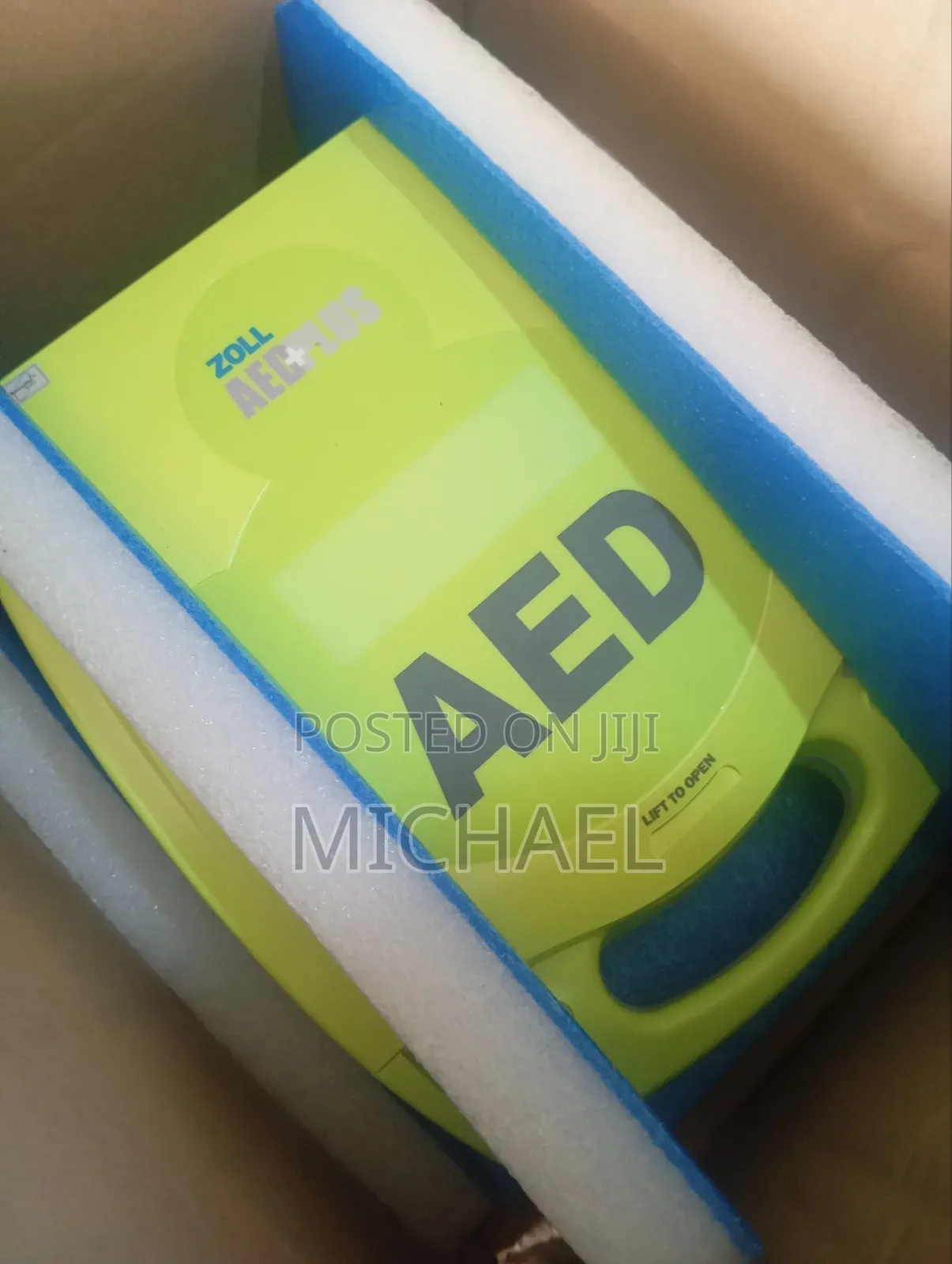 Zoll Aed Plus Automated External Defibrillator