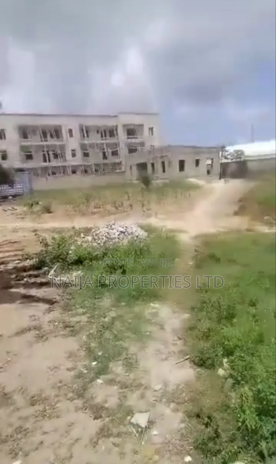 1390sqm(2plots) on CMB , Off Monastery Rd, Sangotedo for Sale