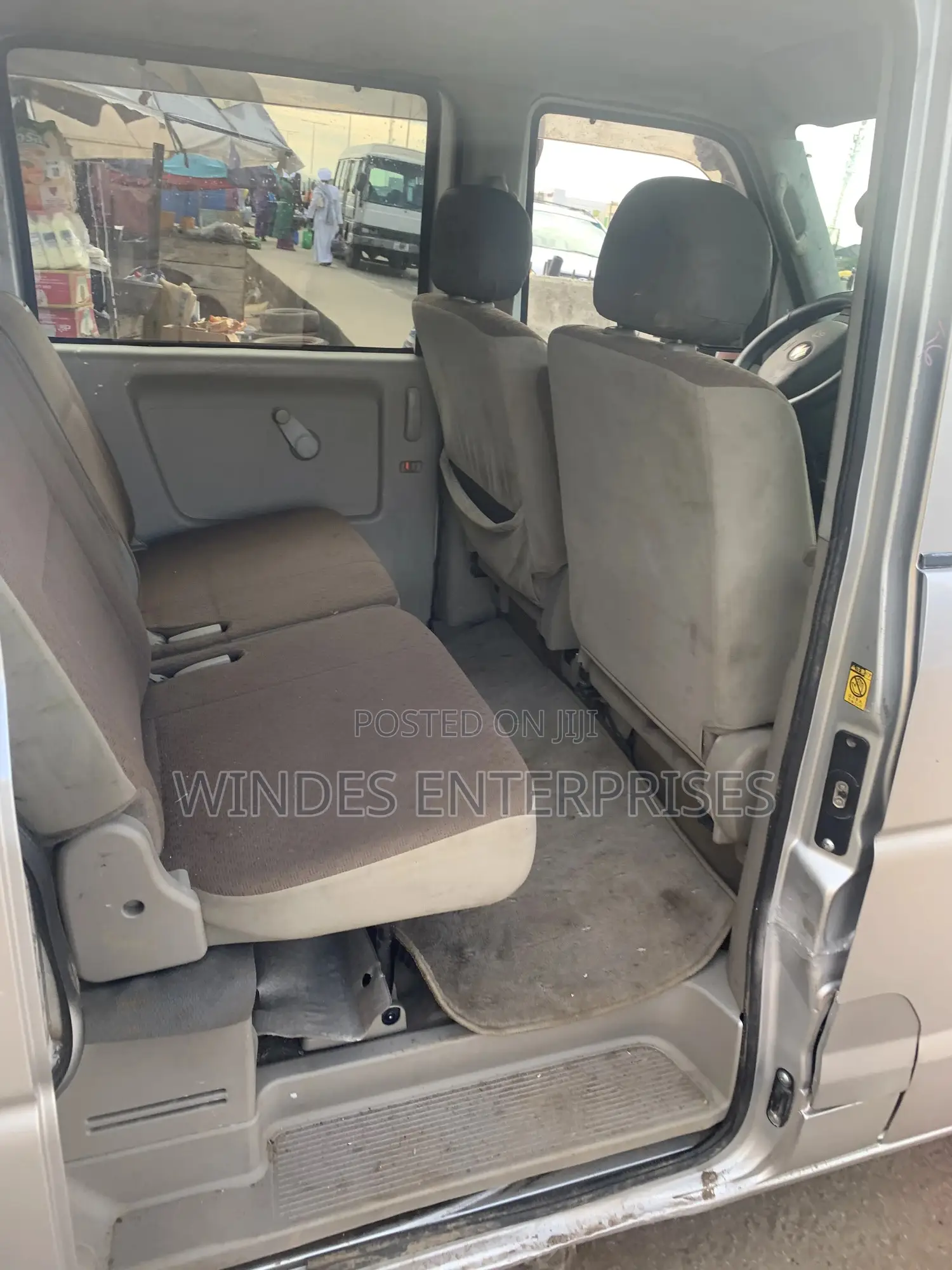 Suzuki Every 2012 Grey