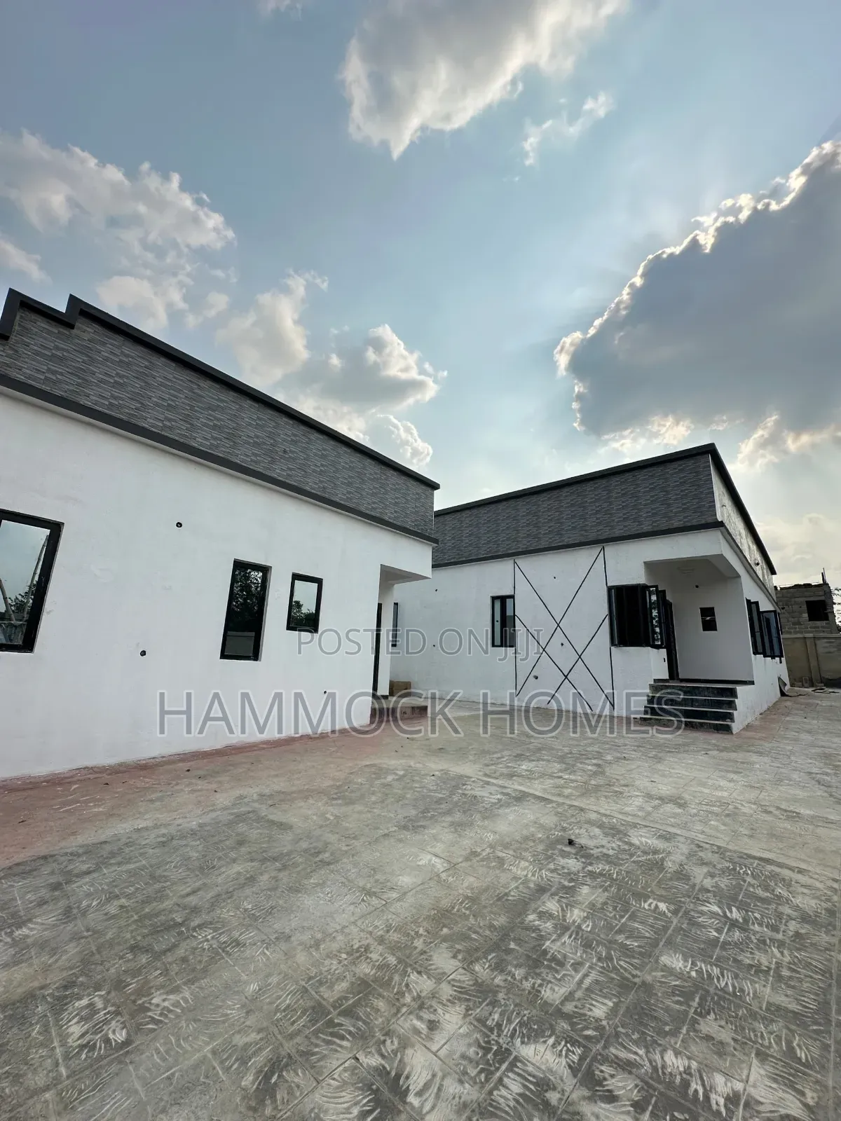 4bdrm Bungalow in Dss Quarters, Jericho for sale