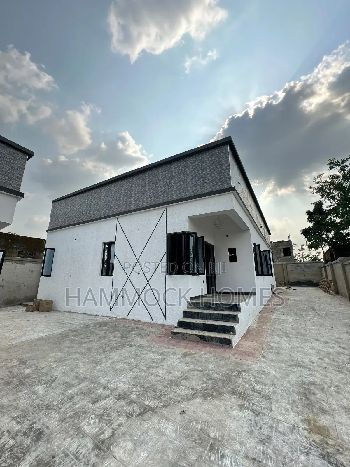 4bdrm Bungalow in Dss Quarters, Jericho for sale
