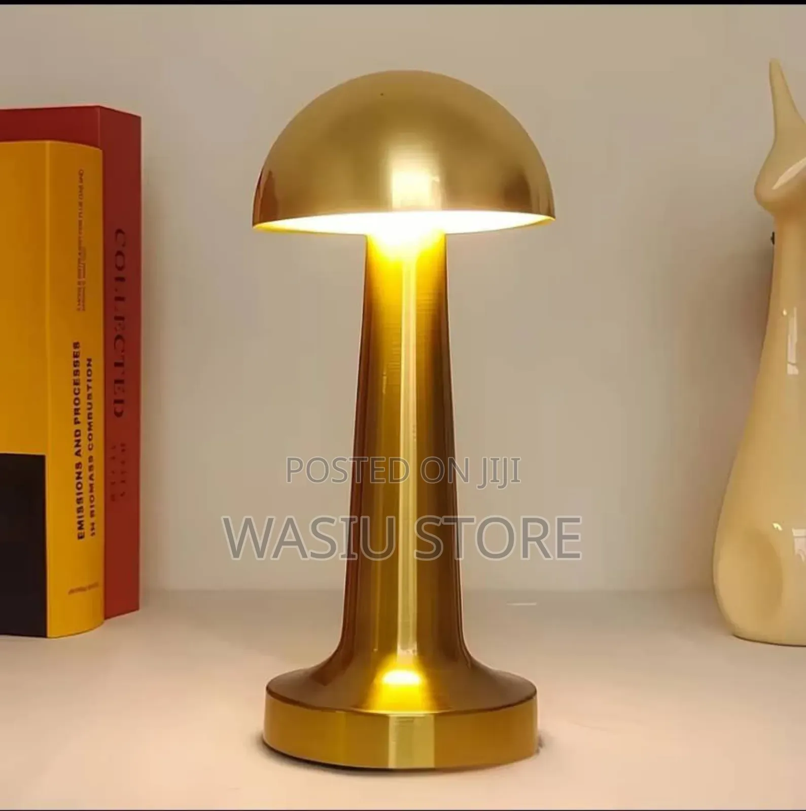 Gold Mushroom-Style Rechargeable Led Table Lamp