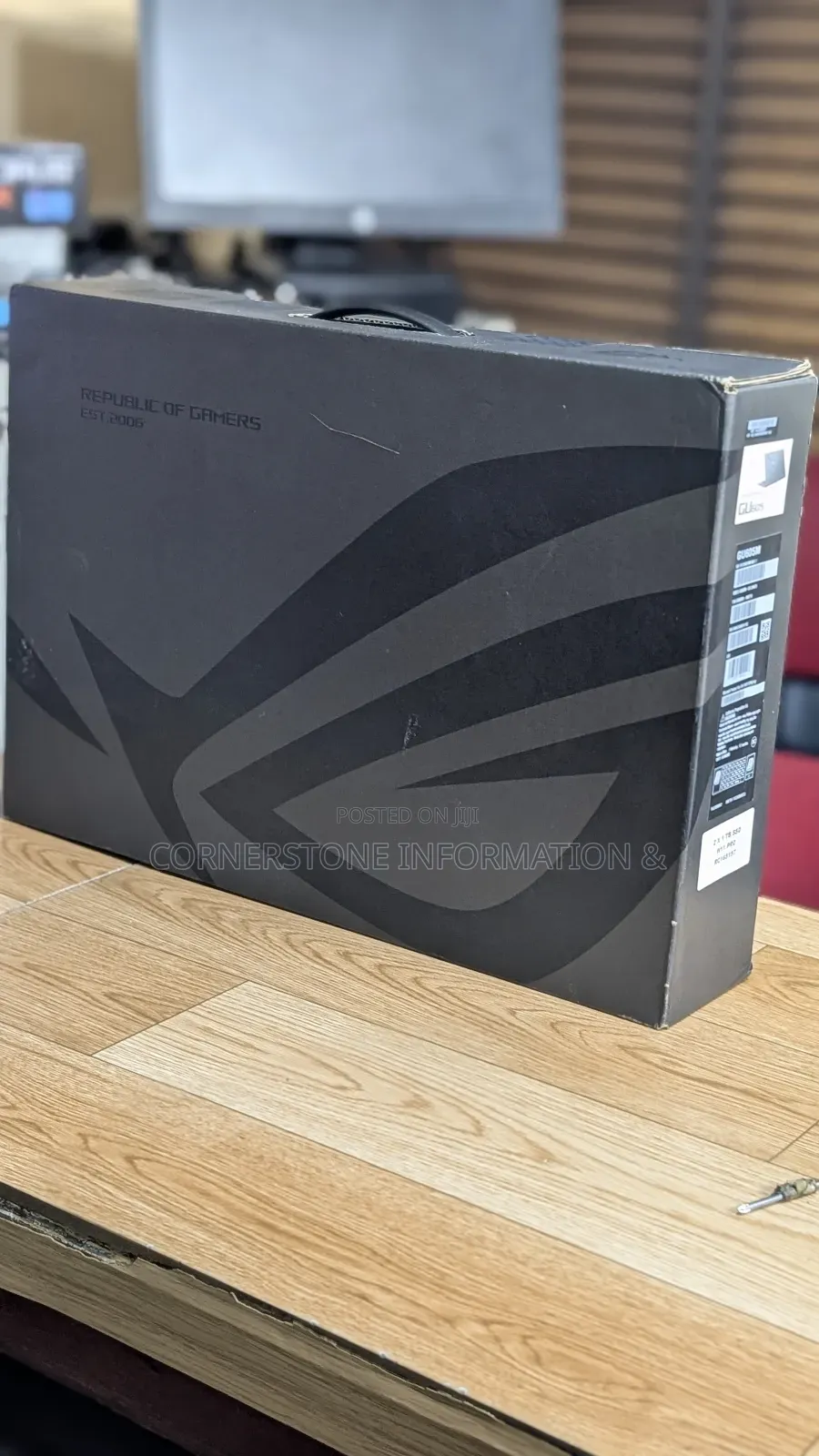 New Laptop Asus ROG Zephyrus G16 16GB Intel Core Ultra 9 SSD 1T