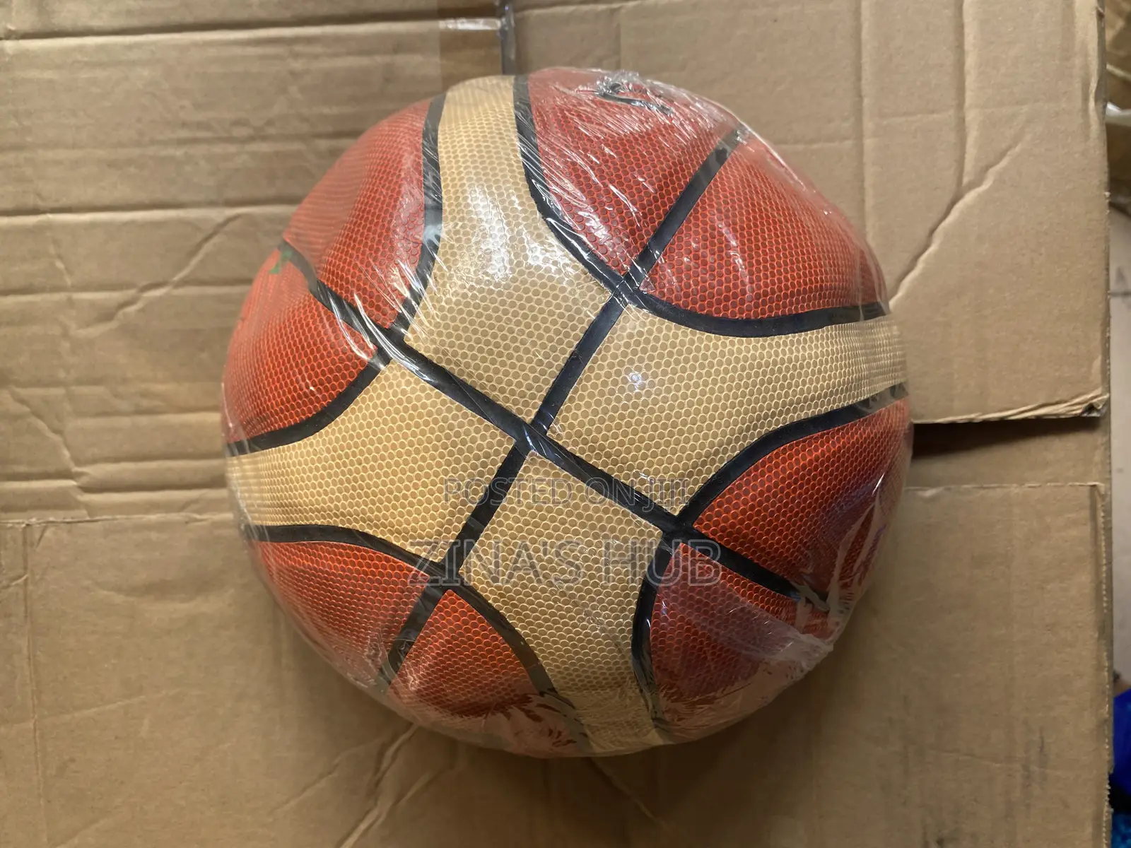 Brand New Molten Basket Ball