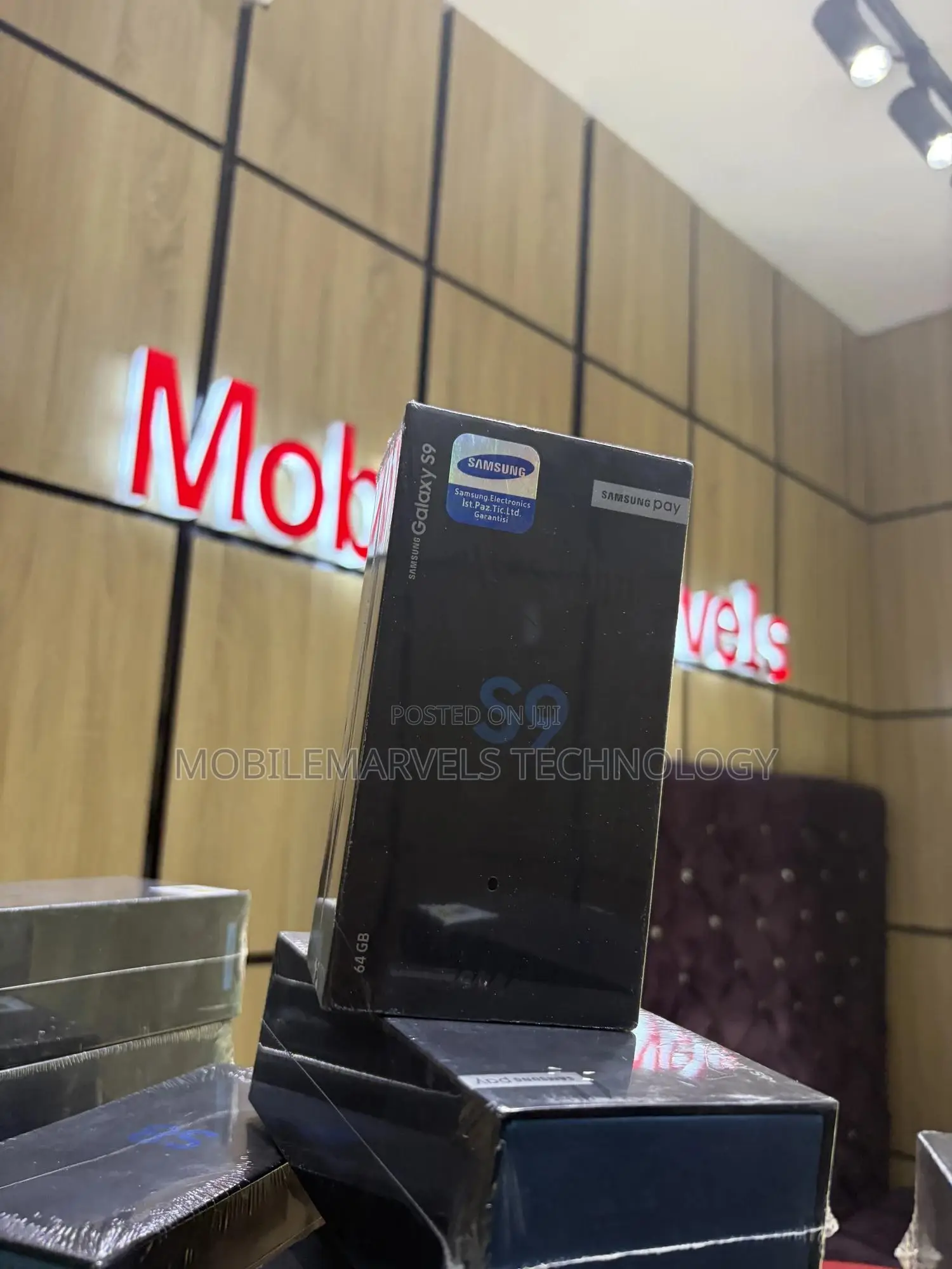 New Samsung Galaxy S9 64 GB Black