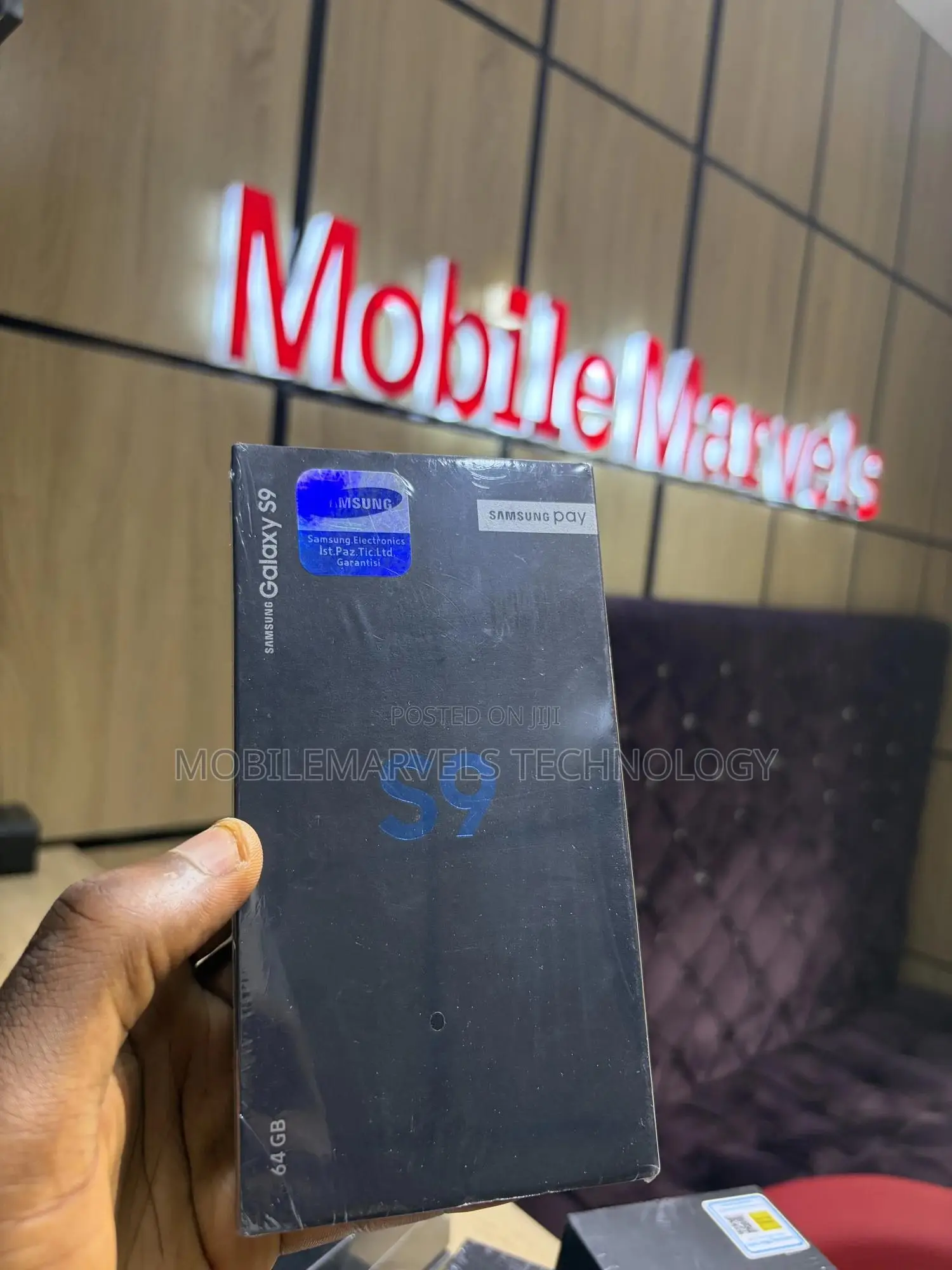New Samsung Galaxy S9 64 GB Black