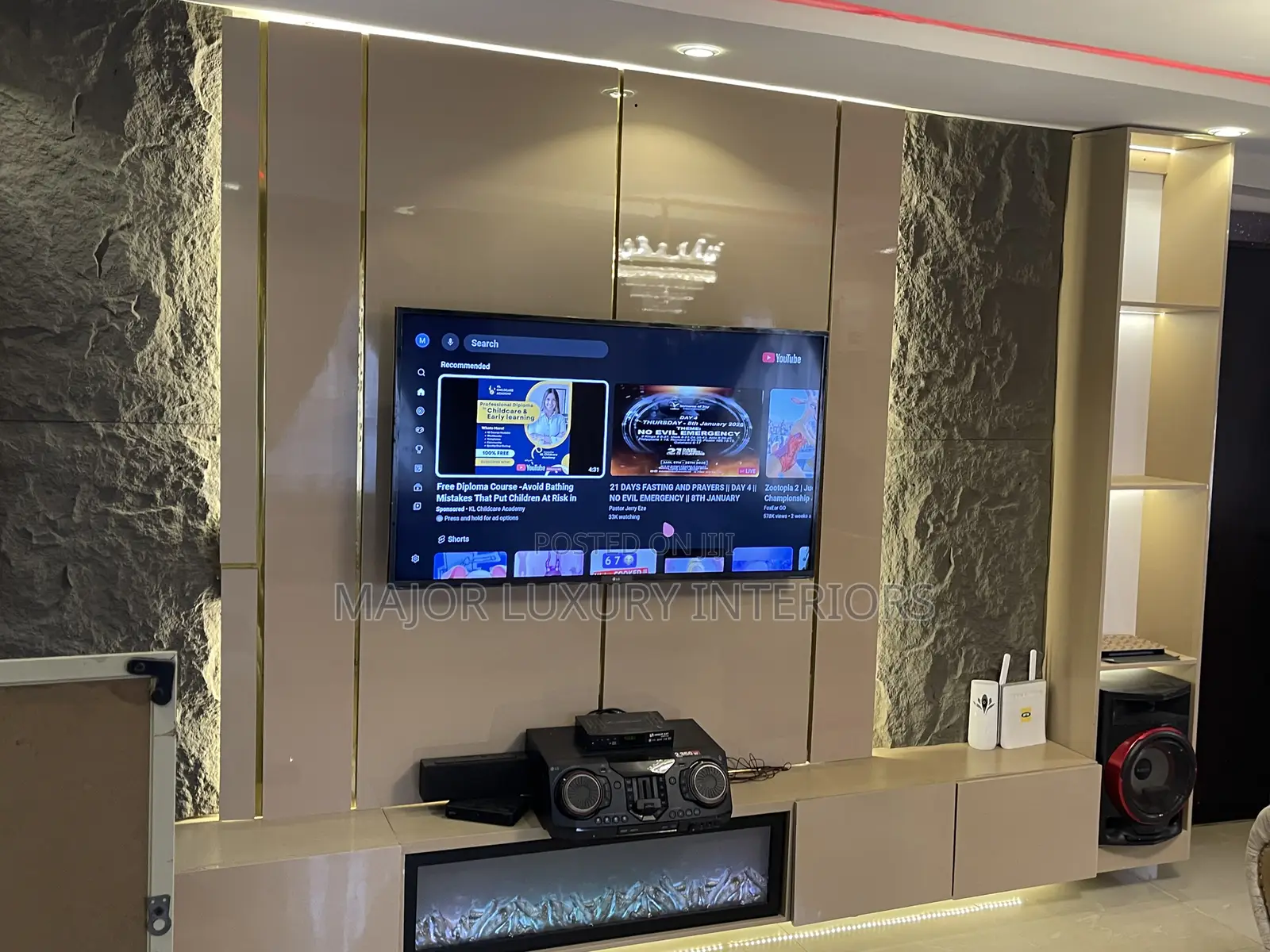 Tv Unit Console With Pu Stone And Fire Wall