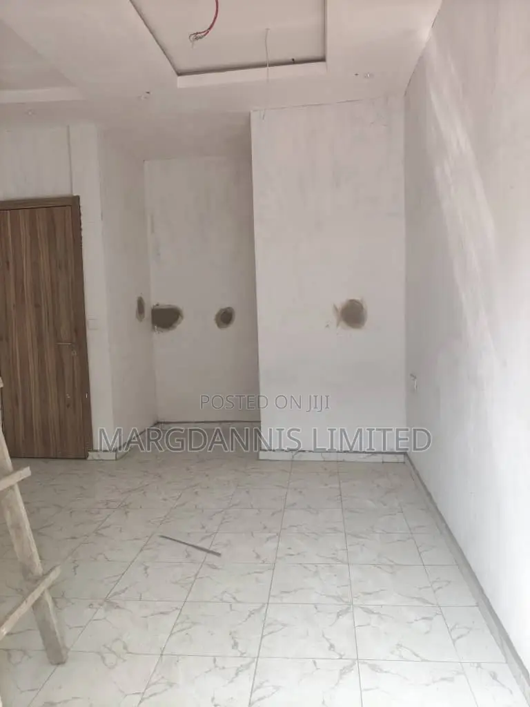Furnished 3bdrm Duplex in Ibeshe for sale