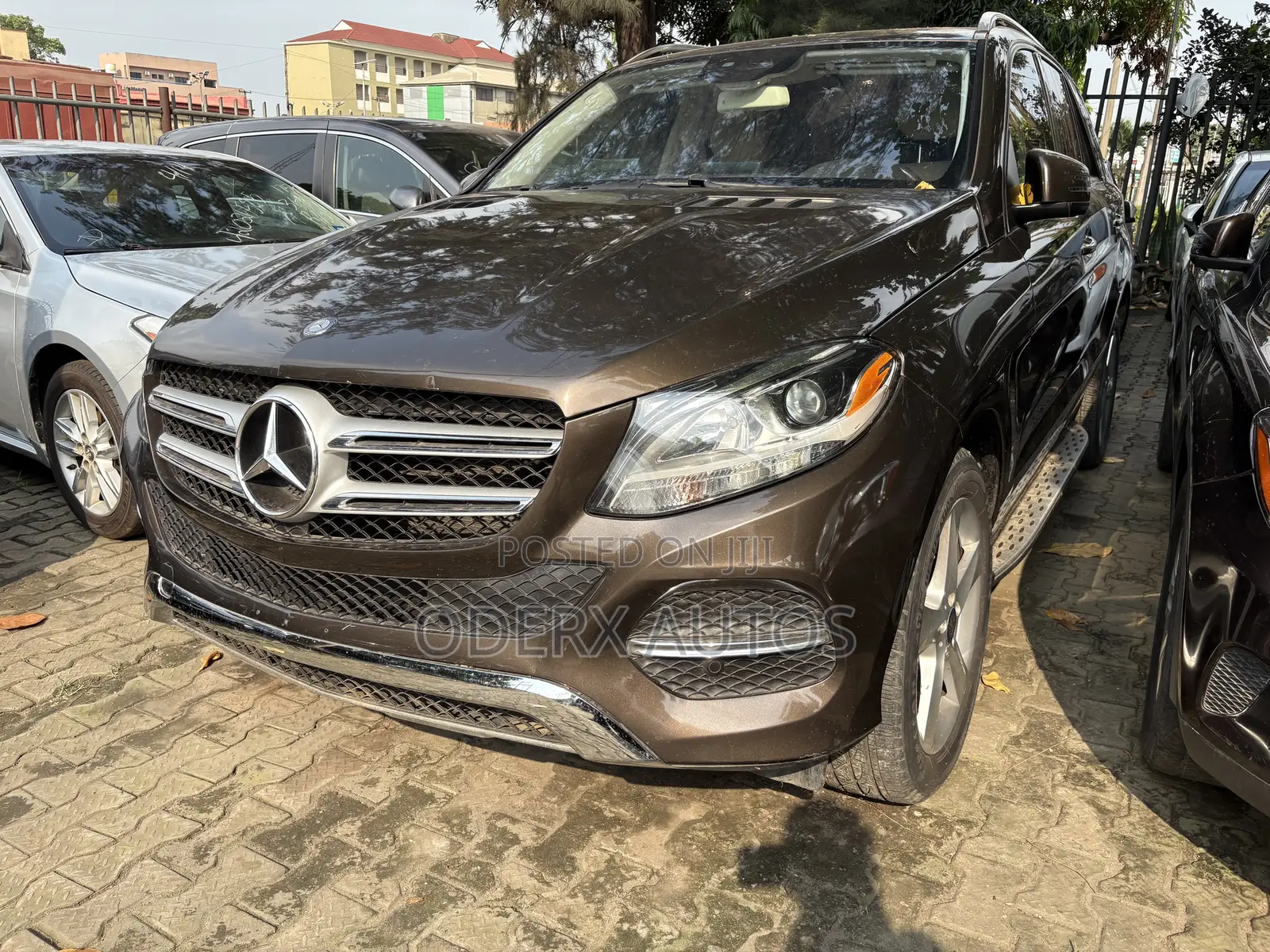 Mercedes-Benz GLE-Class GLE 350 2016 Brown