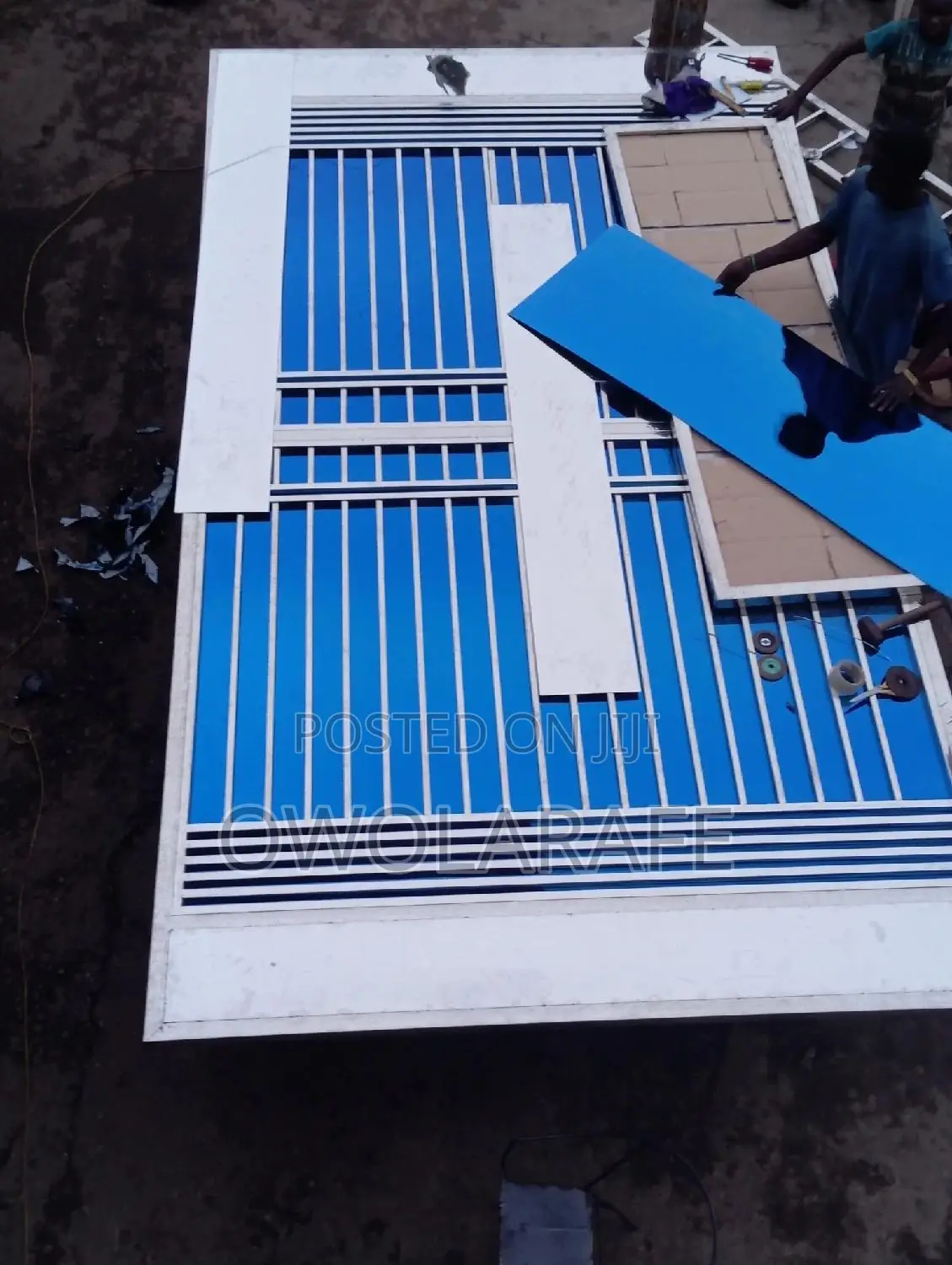 Stainless Steel Blue Gate