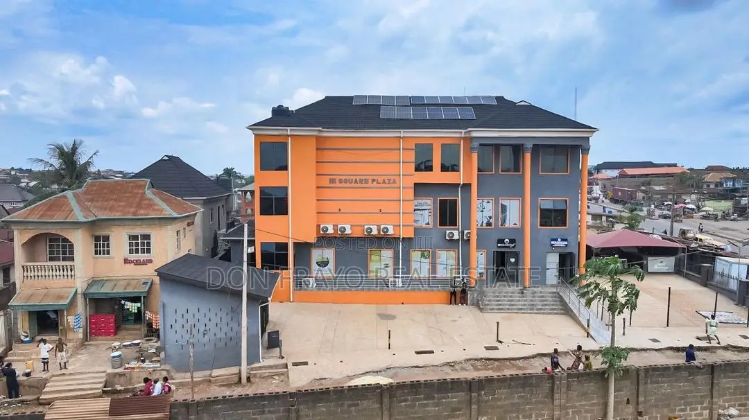 3 Floor Commercial Building For Sale At Oki Junction Along Olodo