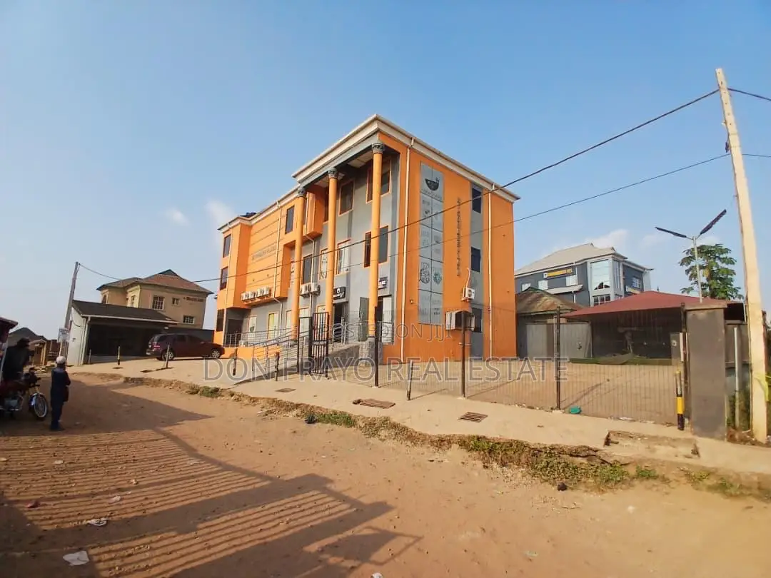 3 Floor Commercial Building For Sale At Oki Junction Along Olodo