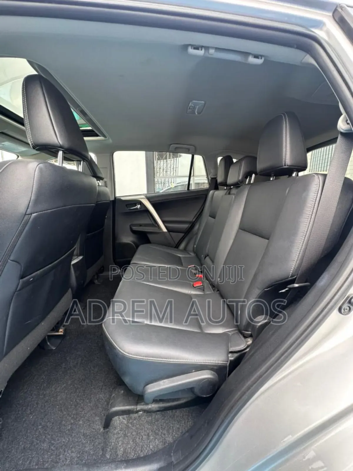 Toyota RAV4 Limited 4dr SUV AWD (2.5L 4cyl 6A) 2014 Silver