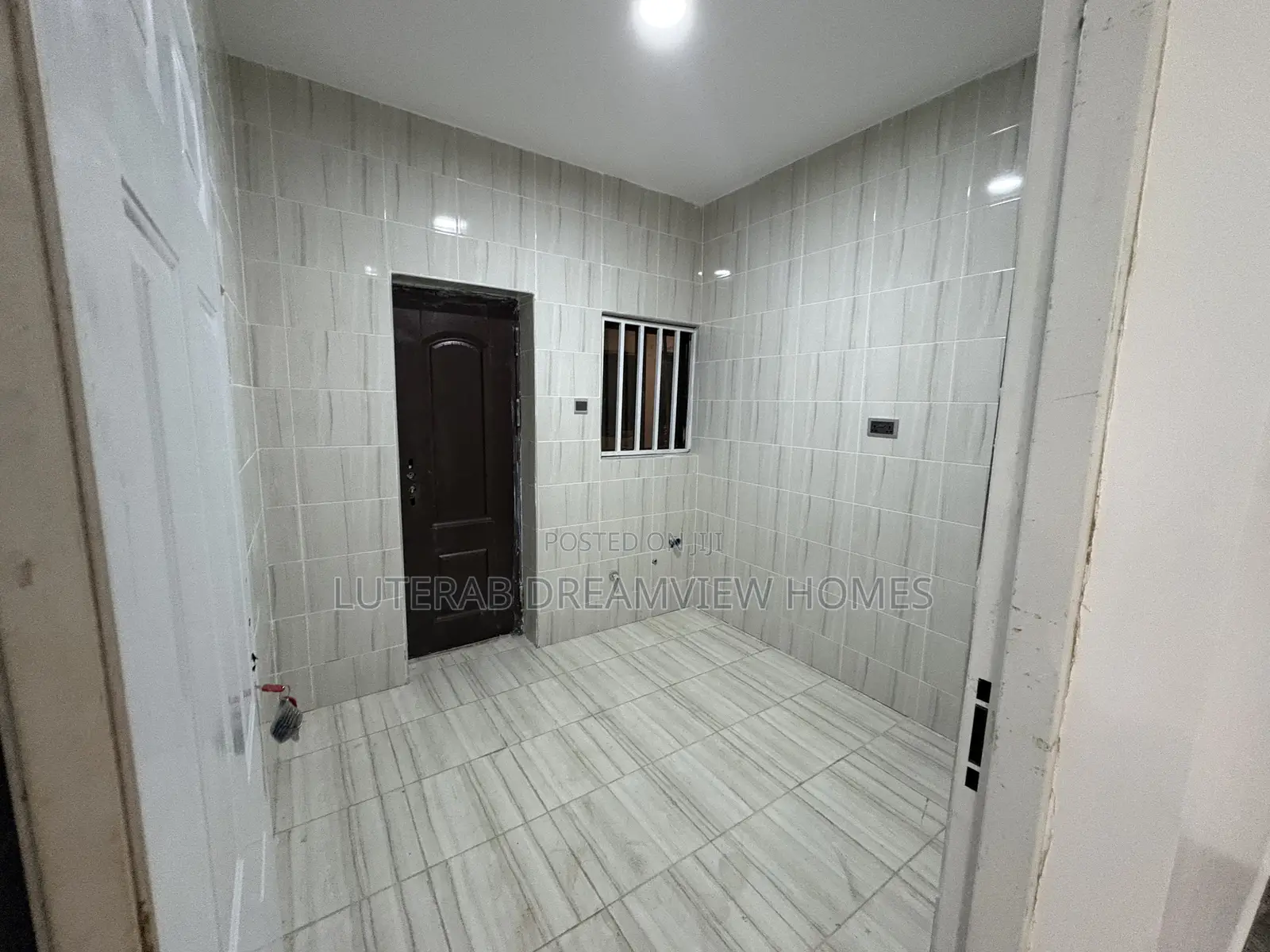 2bdrm Block of Flats in Wuye Main for rent