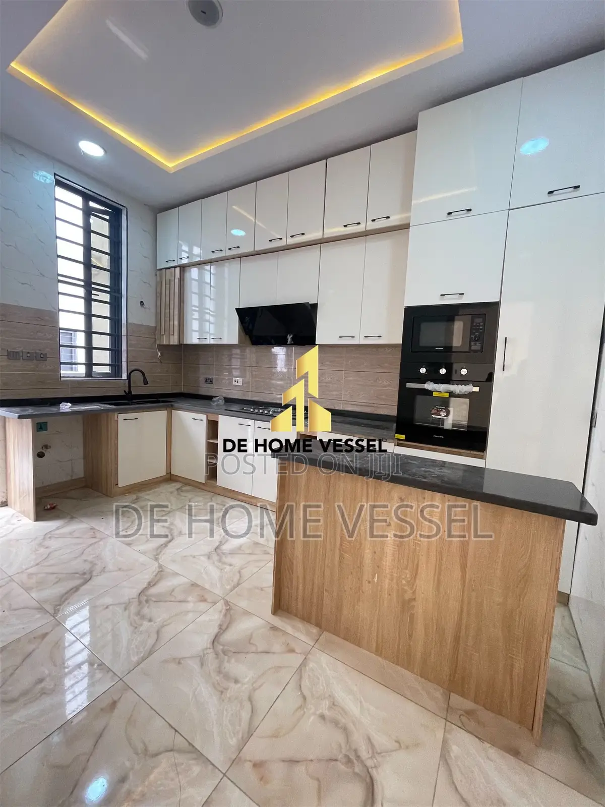 3bdrm Townhouse/Terrace in Ajah for sale