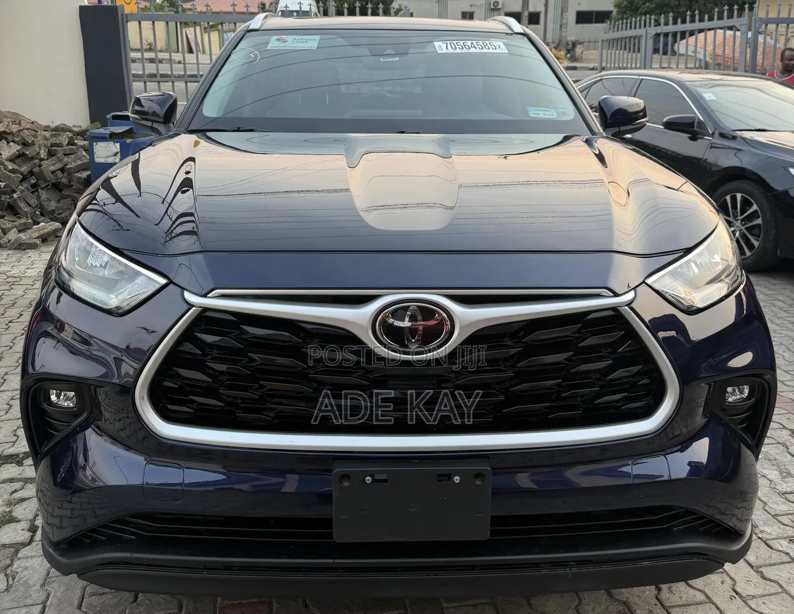 Toyota Highlander XLE AWD 2020 Blue