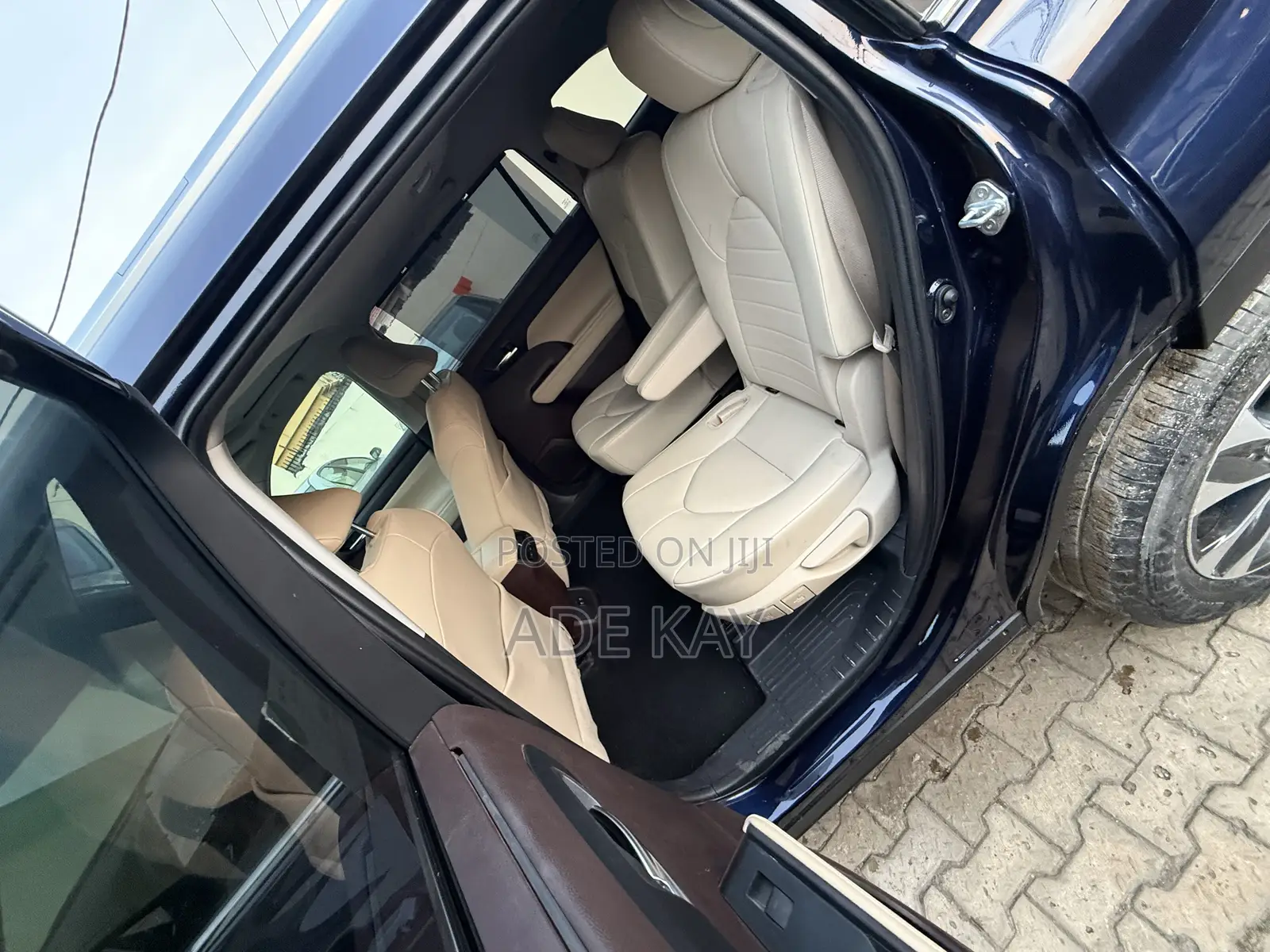 Toyota Highlander XLE AWD 2020 Blue