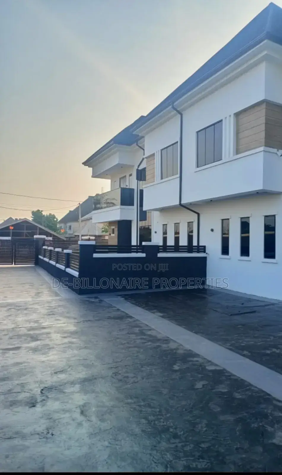 4bdrm Duplex in Owerri for sale