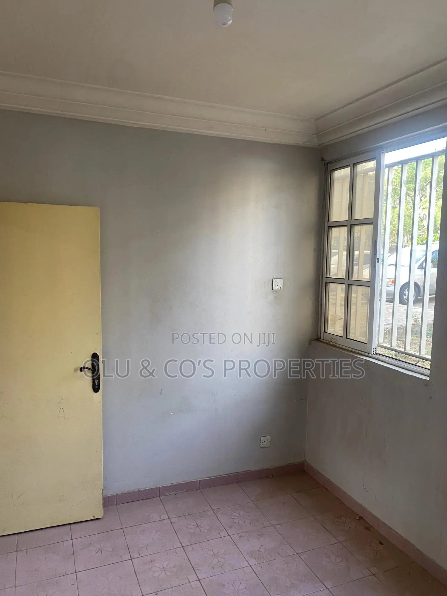 2bdrm Block of Flats in Wuse Zone 5 for sale