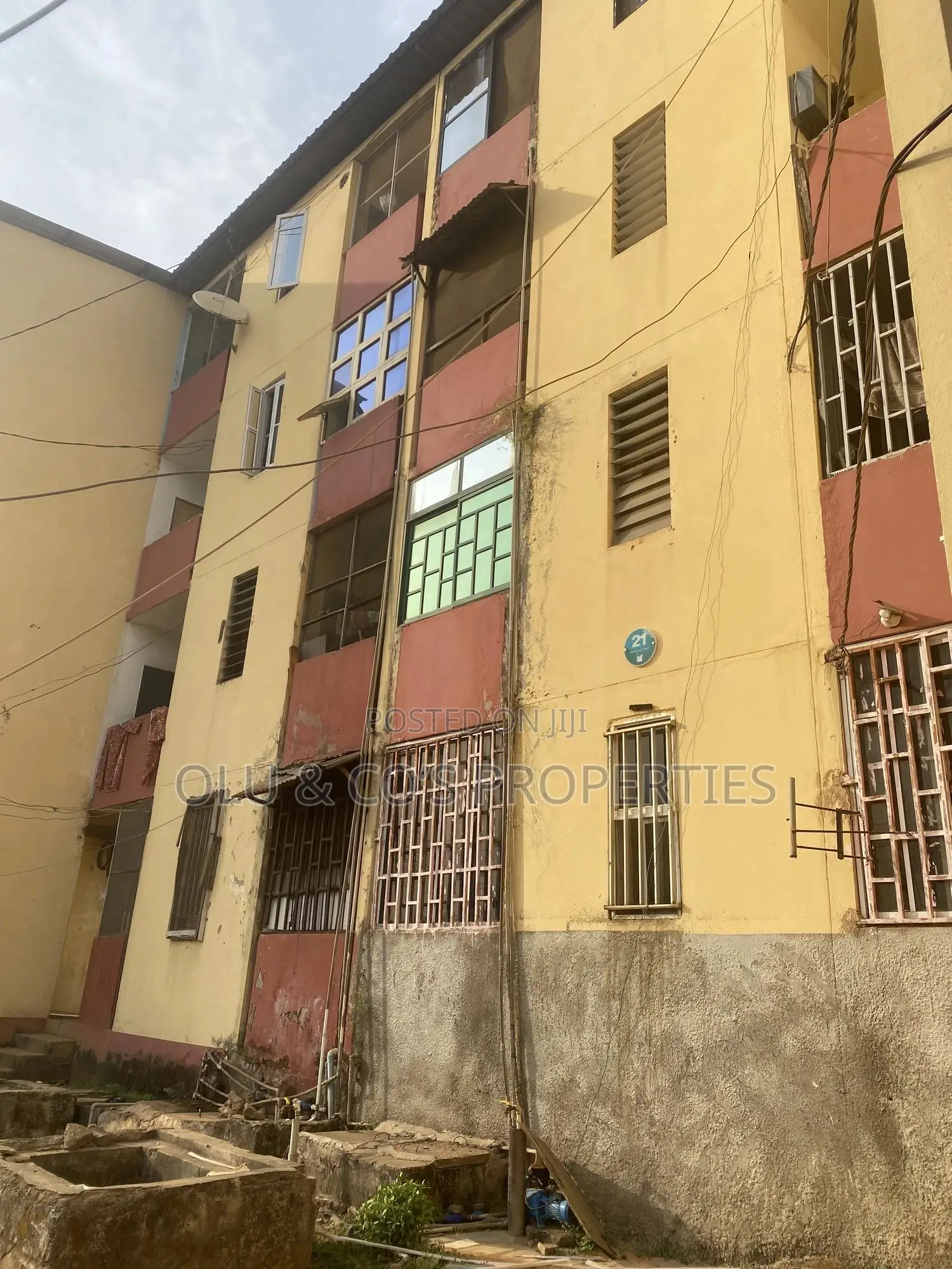 2bdrm Block of Flats in Wuse Zone 5 for sale