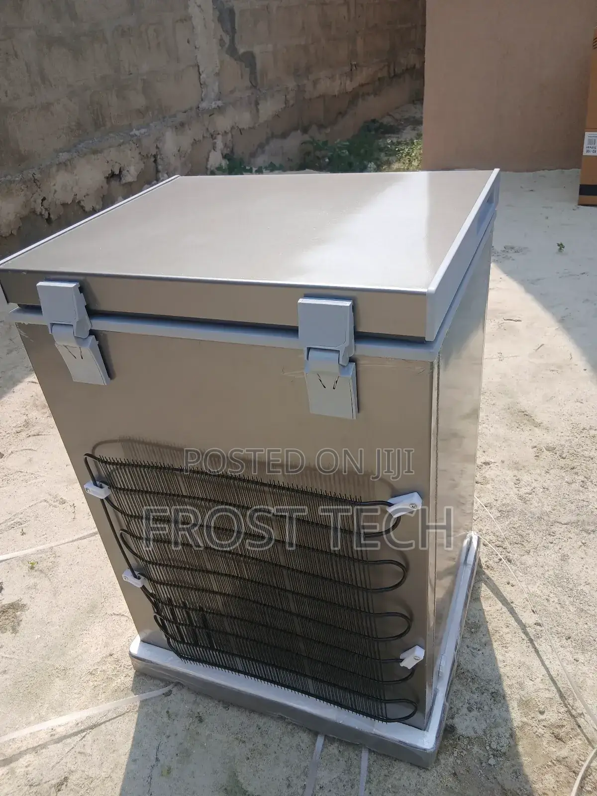 Snowsea 90liters Chest Freezer