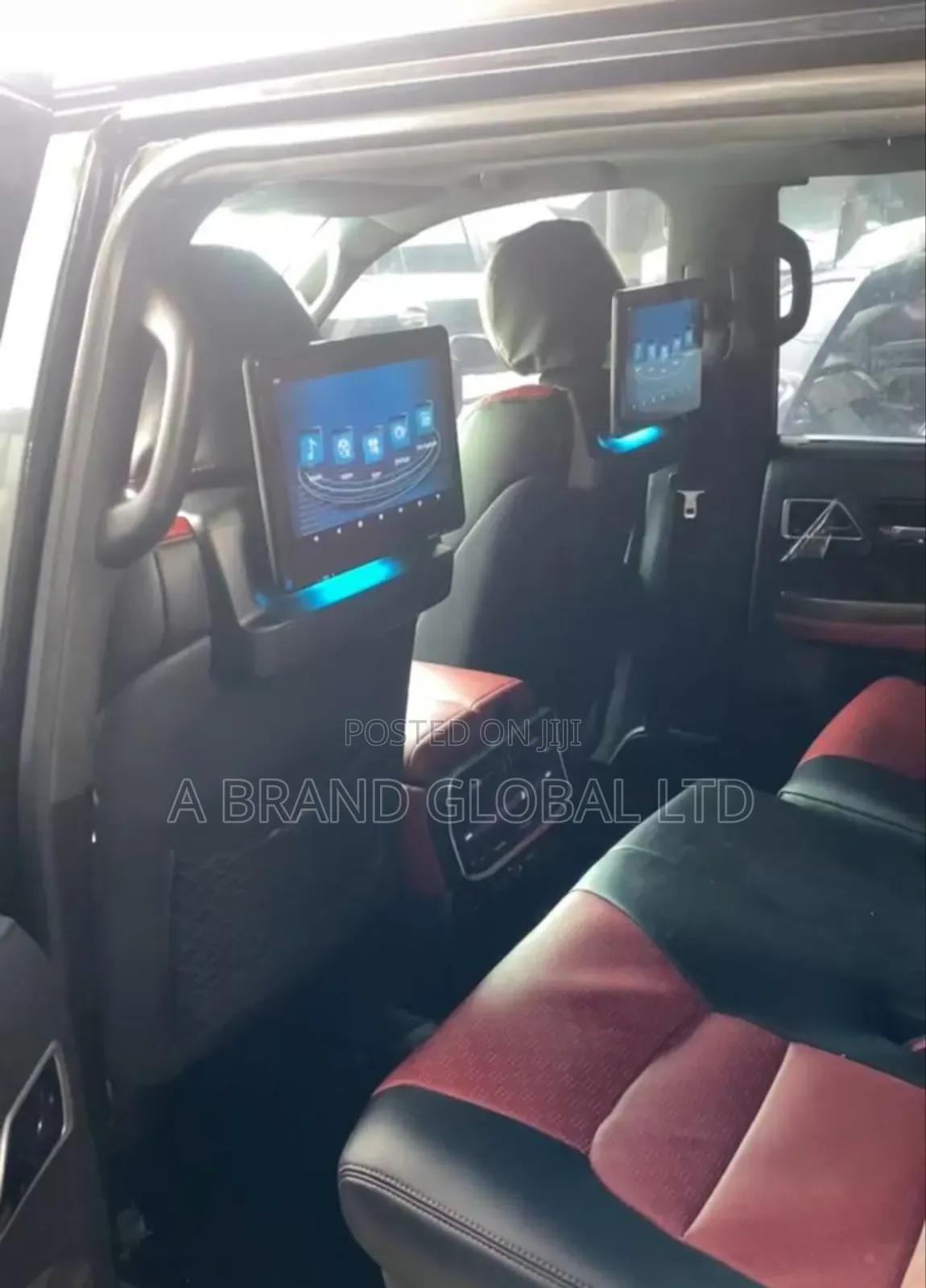 2023-2026 13" Vehicle Rear-Seat Android Multimedia TV