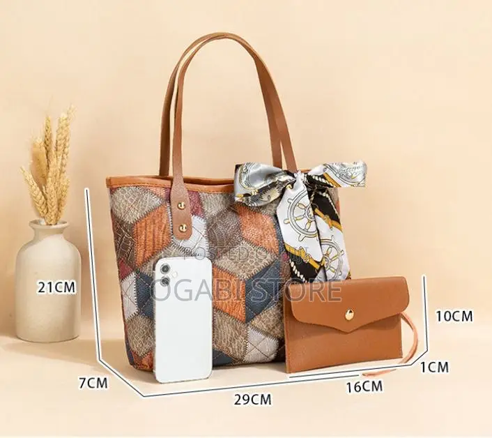 Medium Fashion Hand Bag