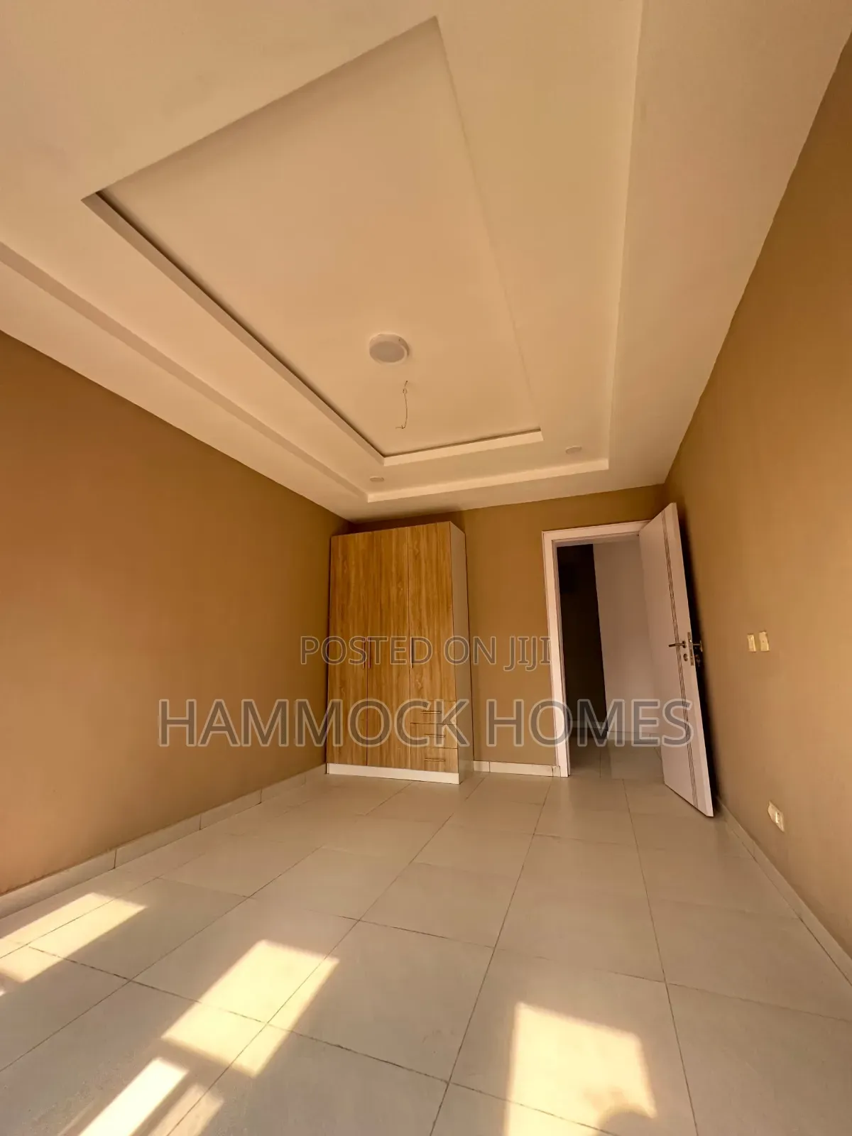 4bdrm Duplex in Jericho Gra for sale