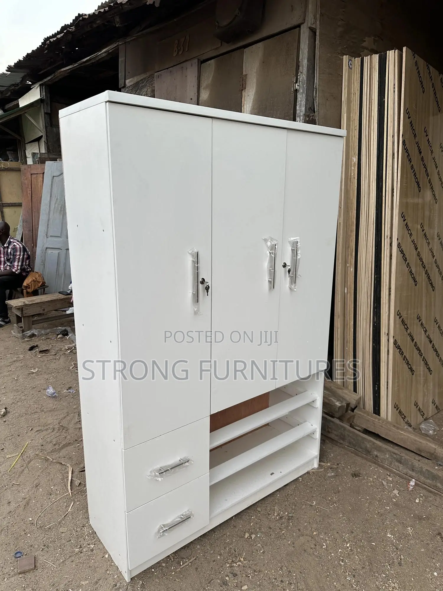 4ft by 6ft Wardrobe HDF