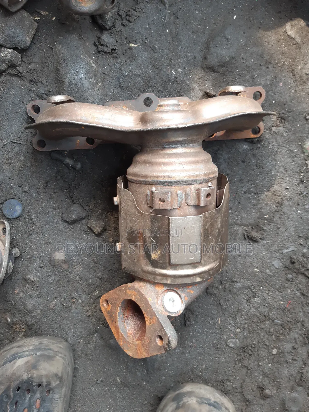 Engine Catalyst Converter for Hyundai Sonata 2012 Model 4plug