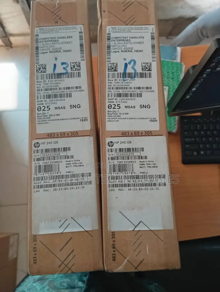 New Laptop HP 240 G9 8GB Intel Core i3 SSD 256GB
