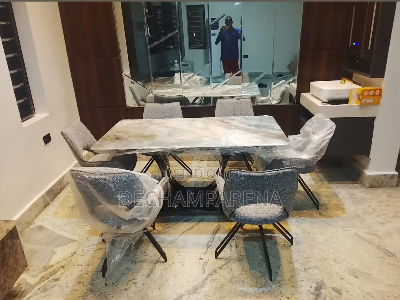 Experience Luxury Dining Table Goal