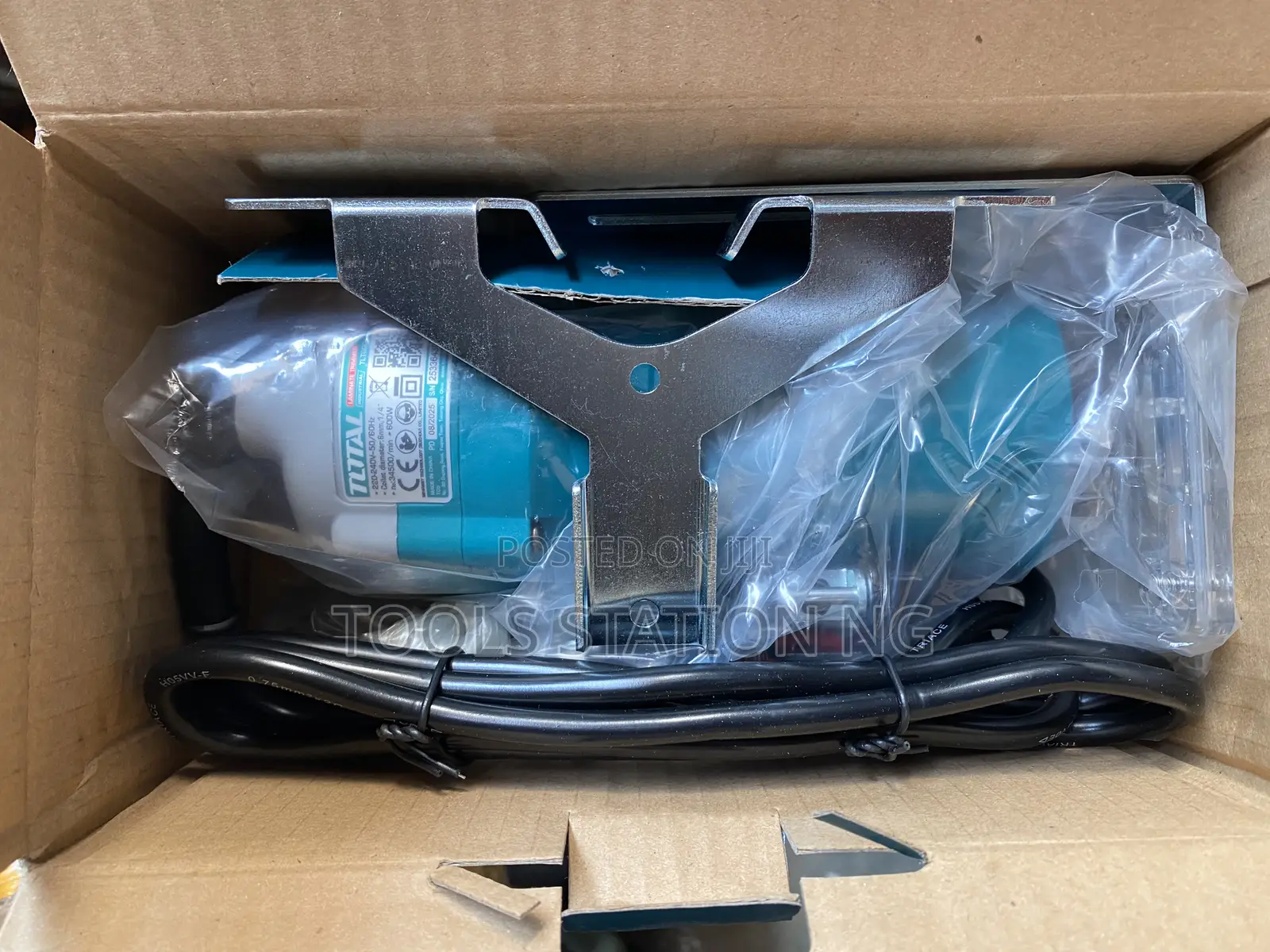 Total Laminate Trimmer 600w