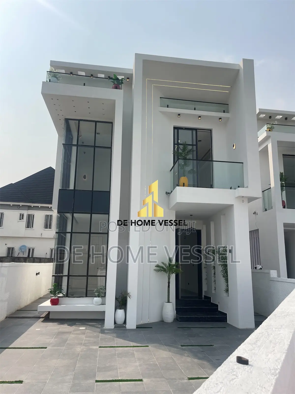 5bdrm Duplex in Lekki for sale