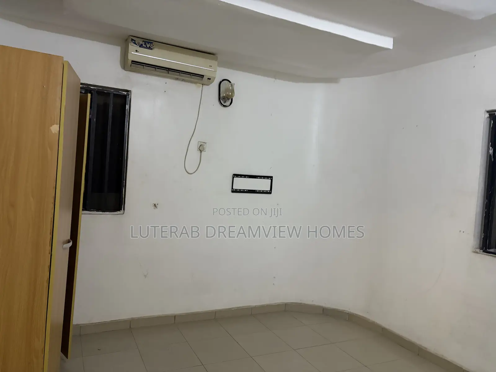 1bdrm Block of Flats in Wuse 2 for rent