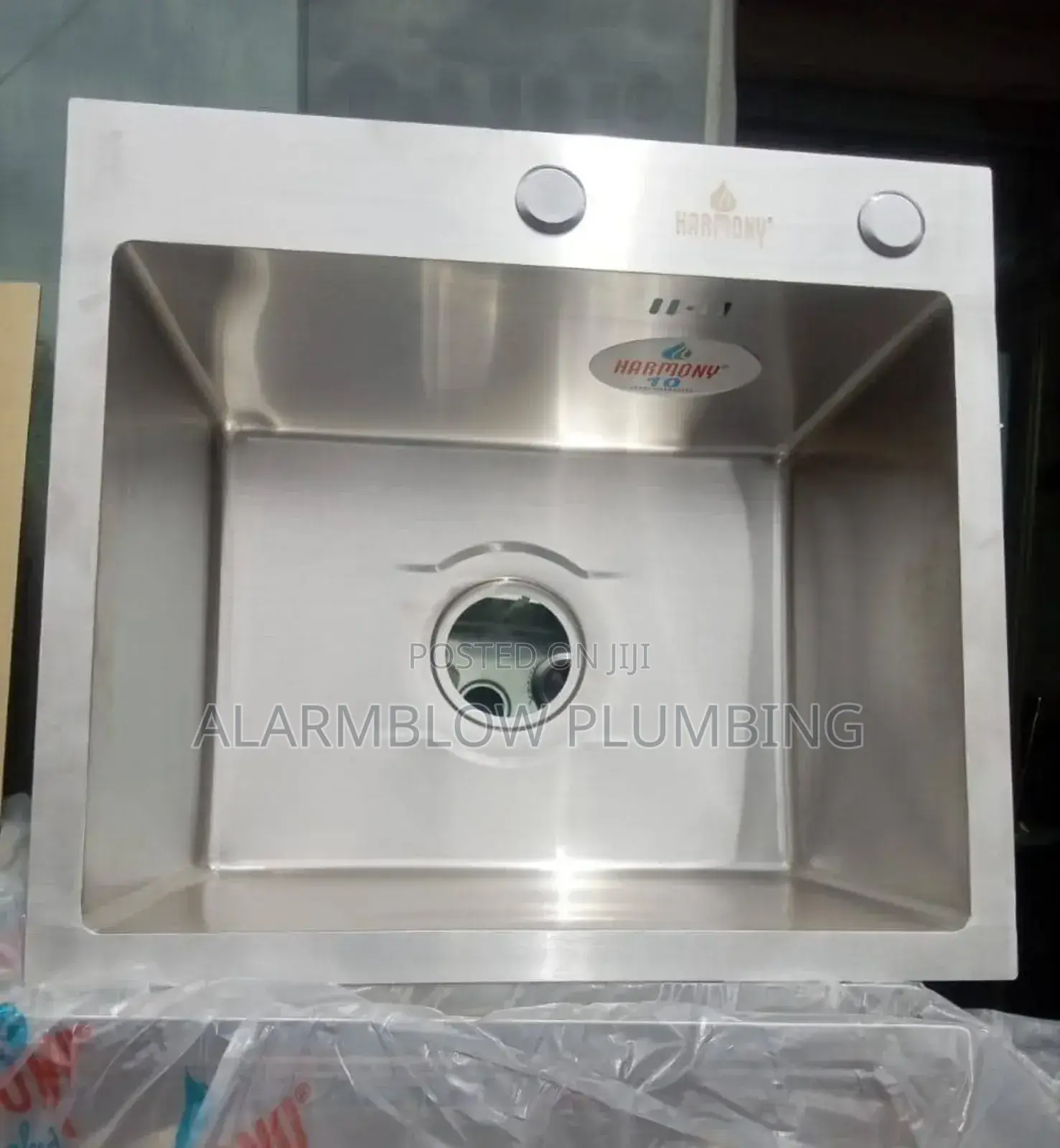 Single-Bowl Stainless Steel Kitchen Sink.