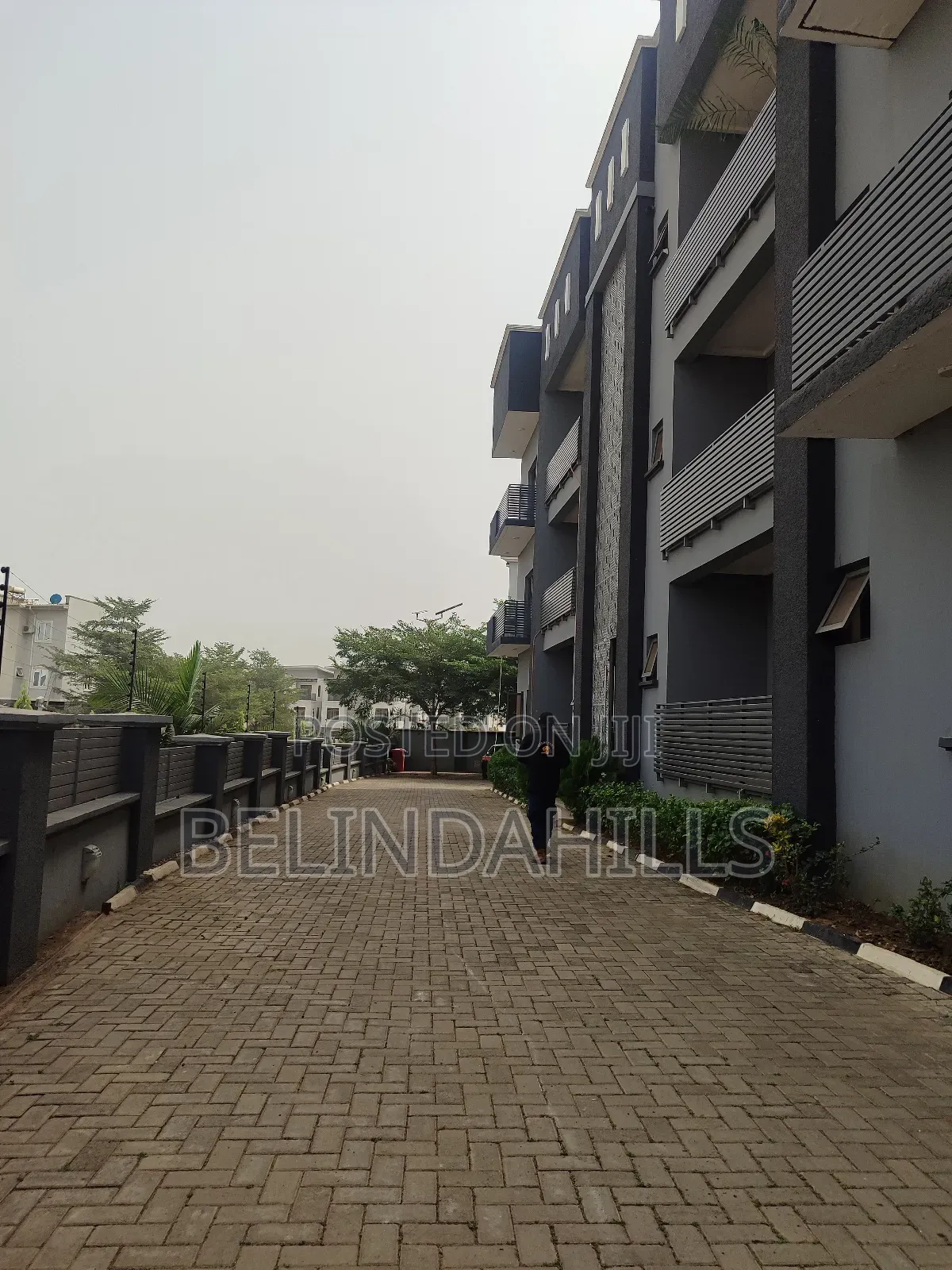3bdrm Block of Flats in Jahi for rent