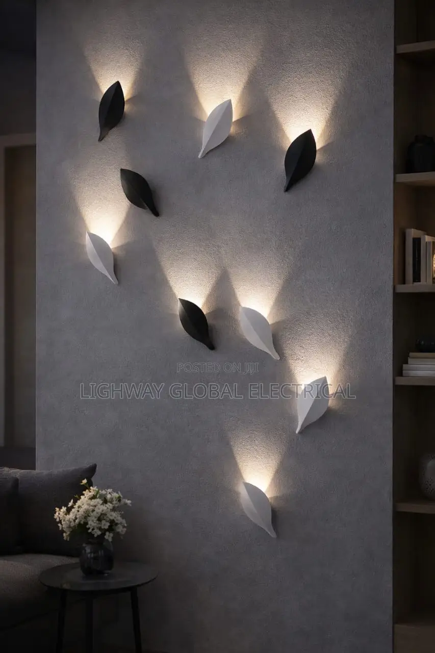Luxury Leaf Outdoor/Indoor Wall Light