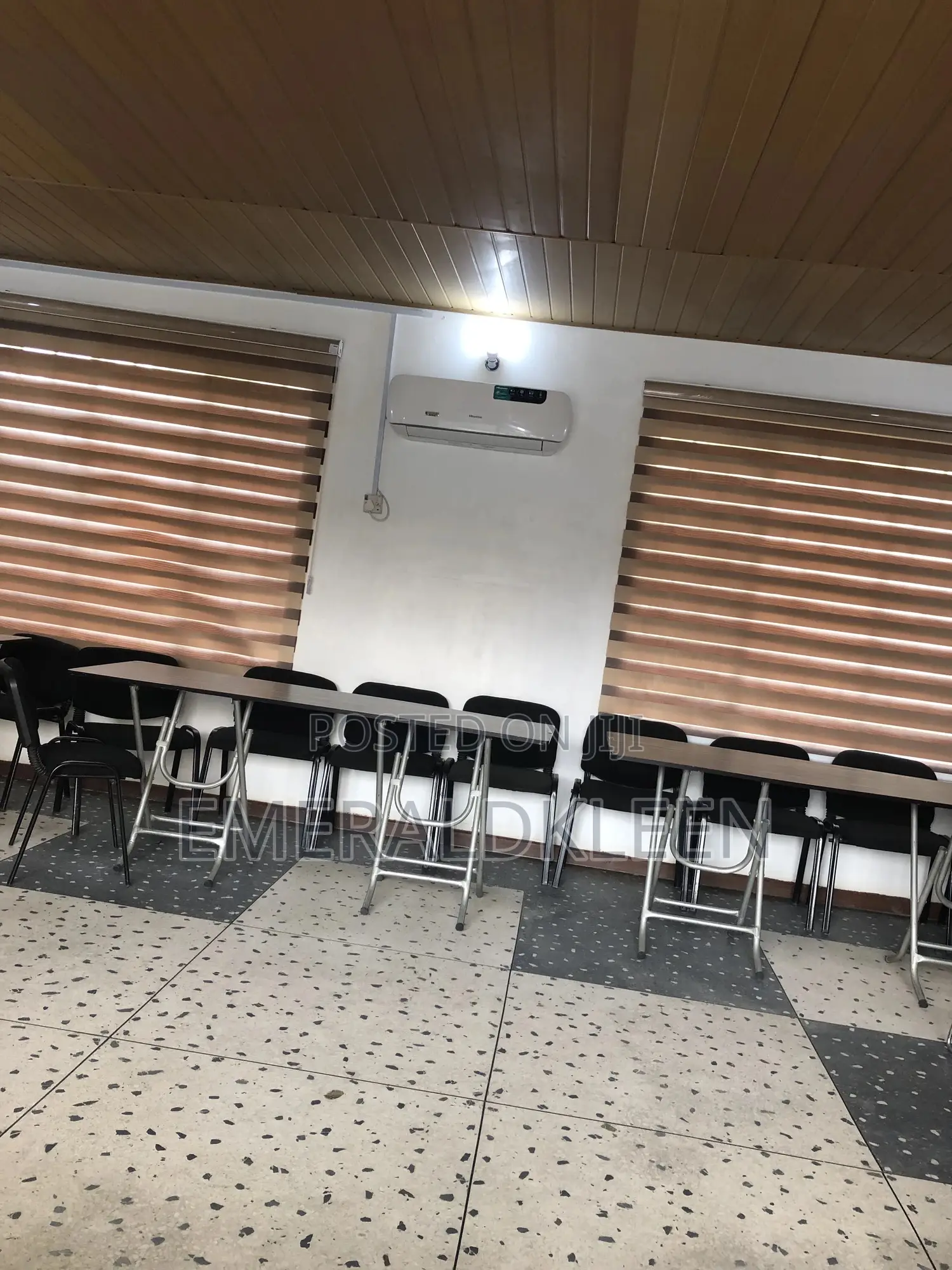 40 - 50 Guest Capacity Hall for Event