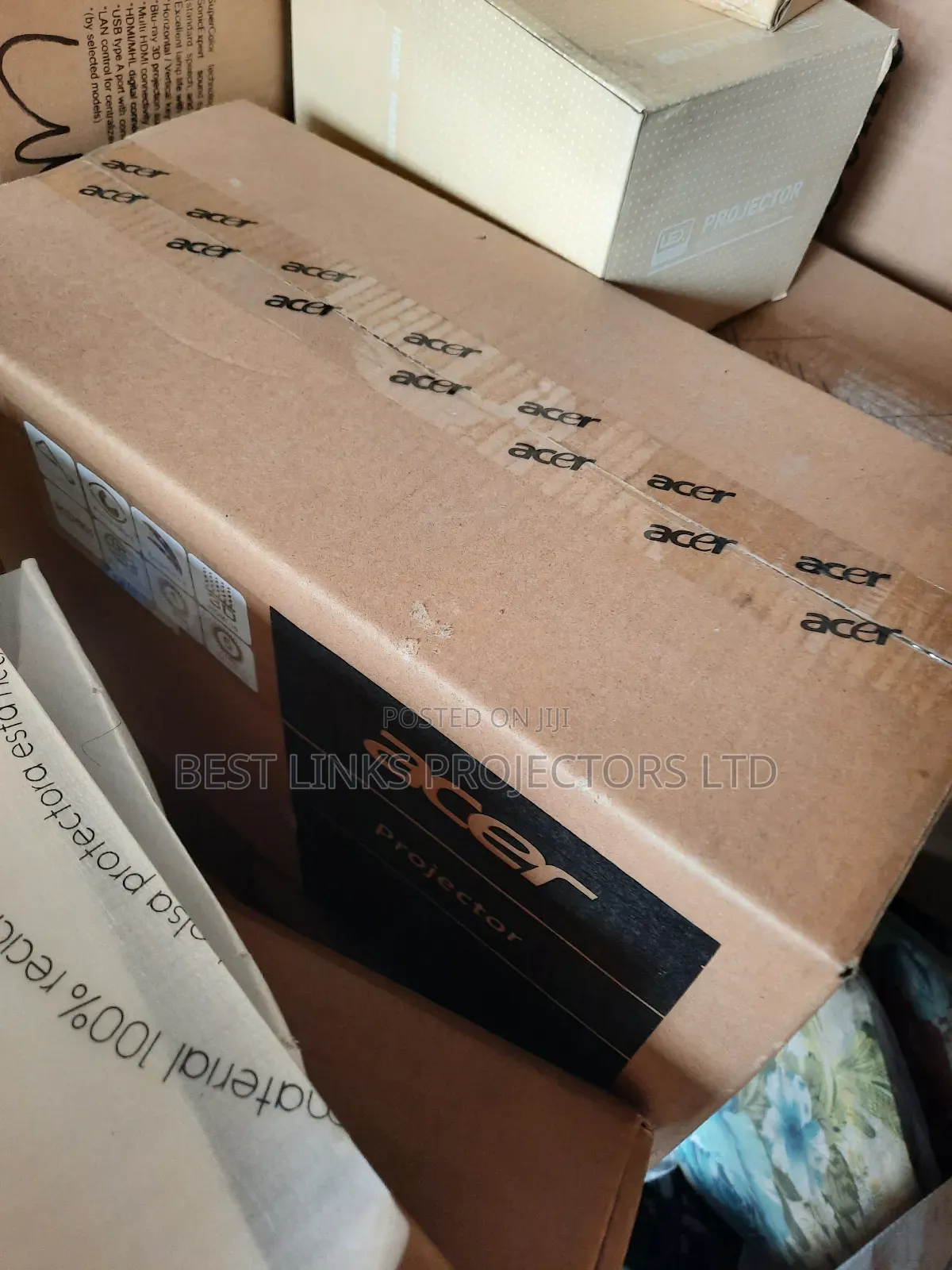 Acer Projector 4000 Ansi Lumens