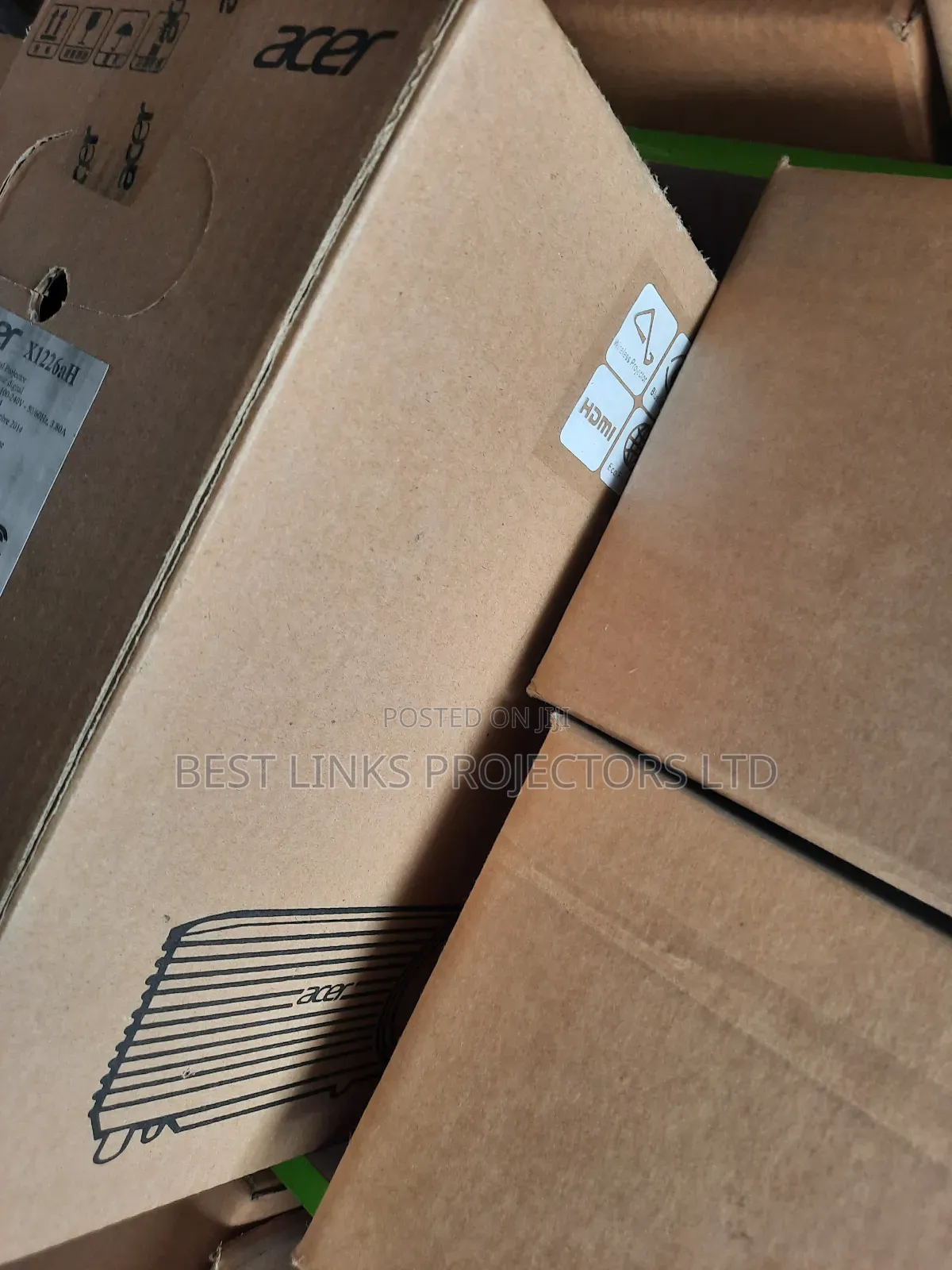Acer Projector 4000 Ansi Lumens