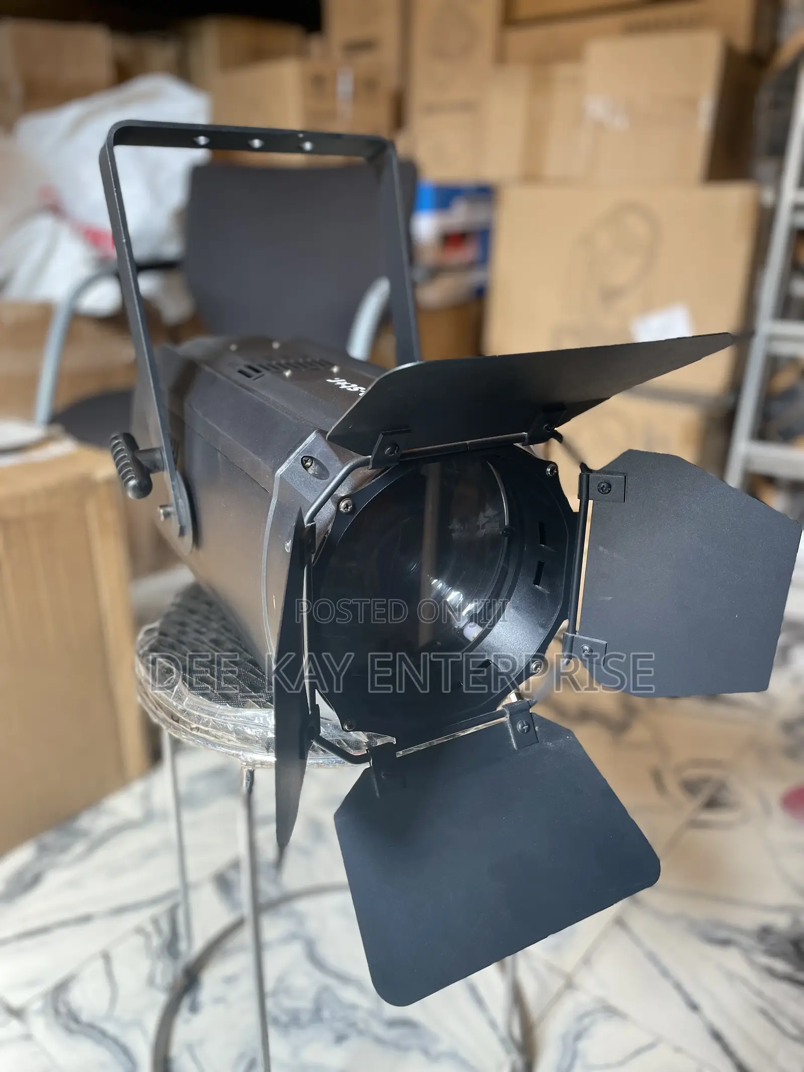 Led Fresnel Light Zoom Warm White and Pure White