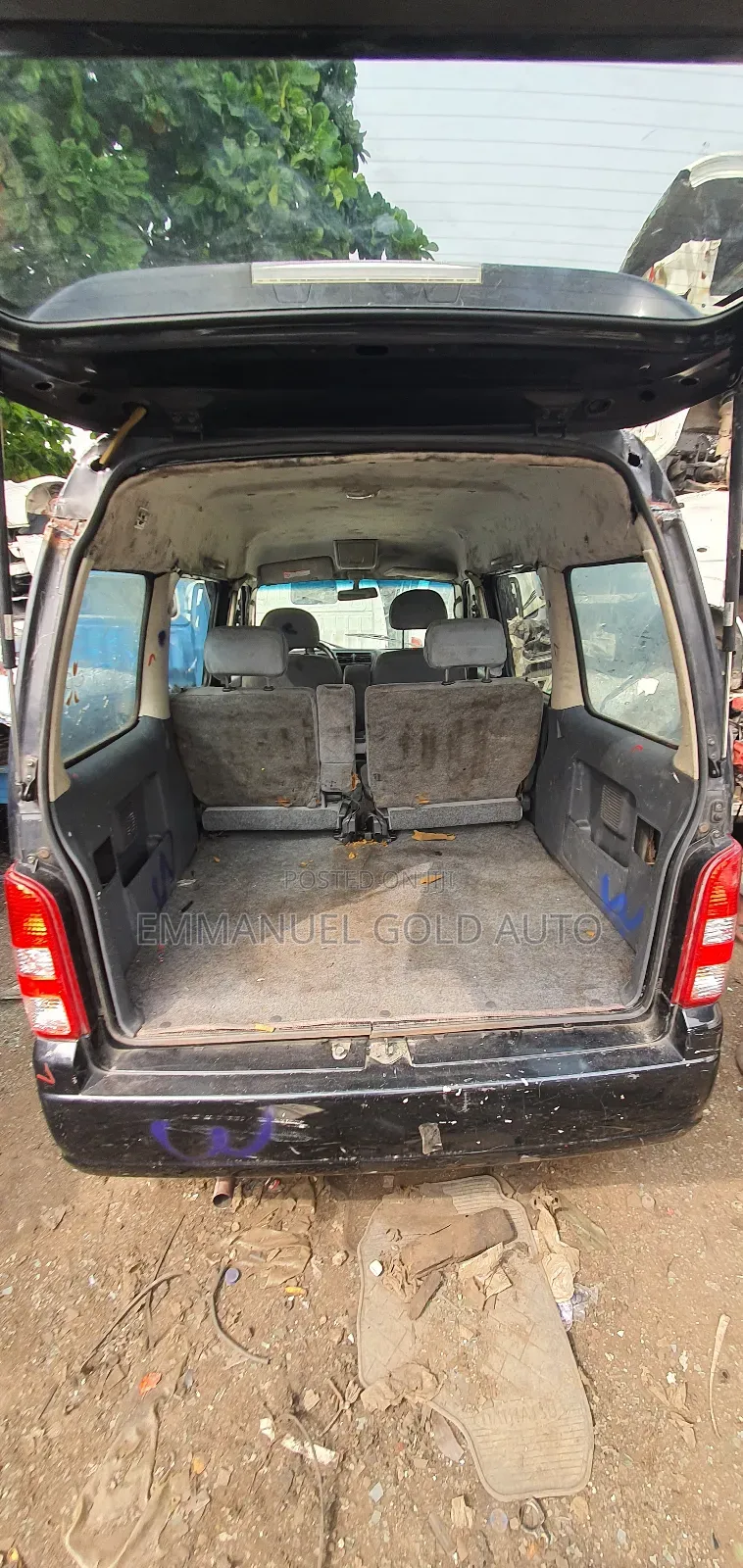 Suzuki APV Minibus 2010 Black
