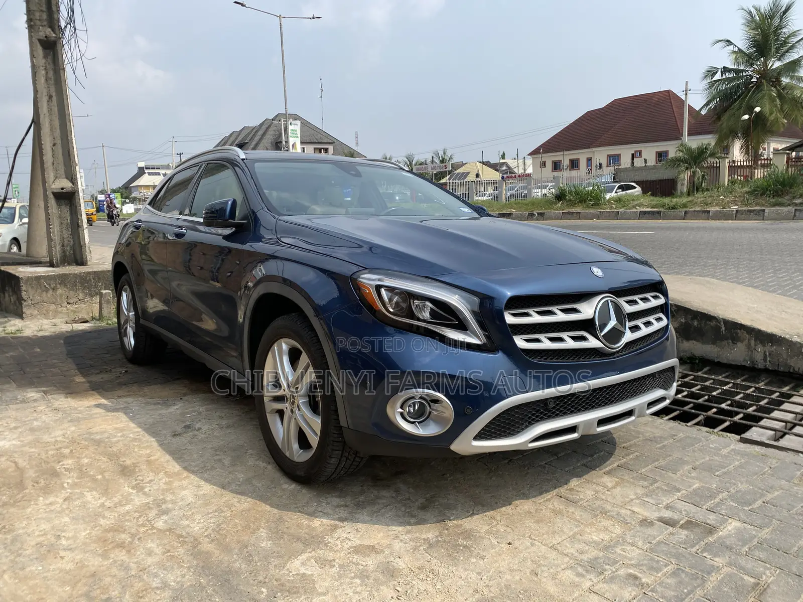 Mercedes-Benz GLA 250 2019 Blue