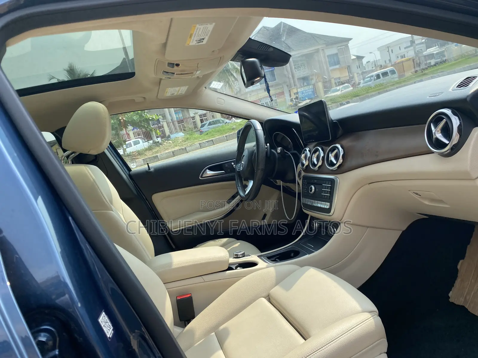 Mercedes-Benz GLA 250 2019 Blue