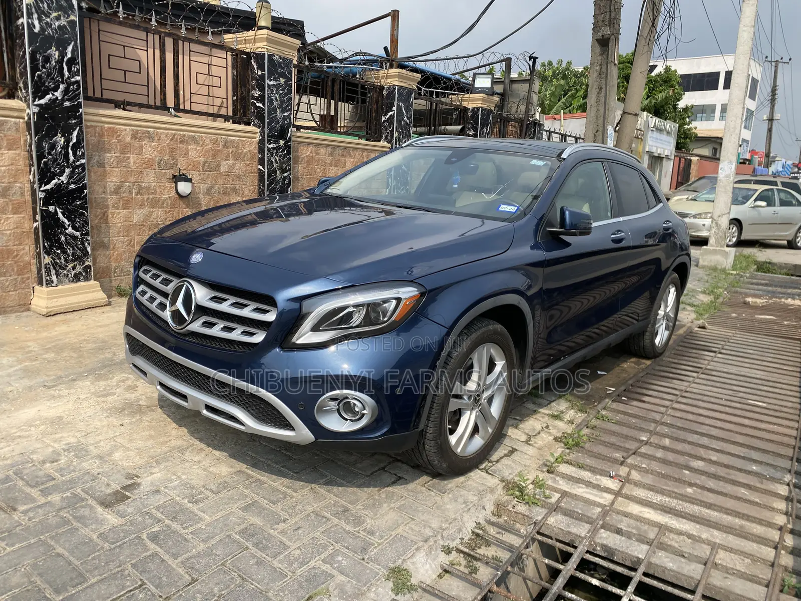 Mercedes-Benz GLA 250 2019 Blue