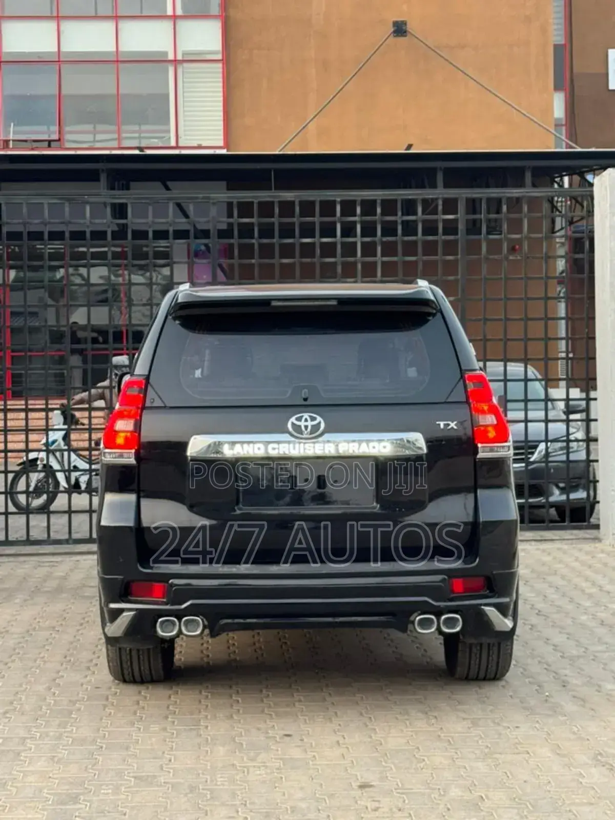 Toyota Land Cruiser Prado 2023 Black