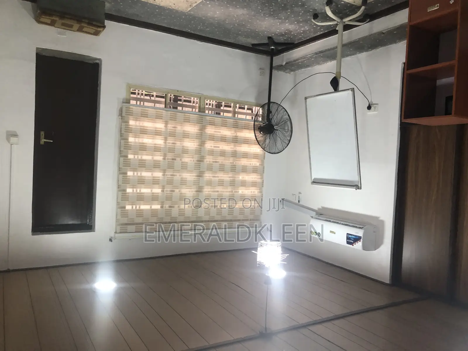 Coworking Space, Office Space and Workstation