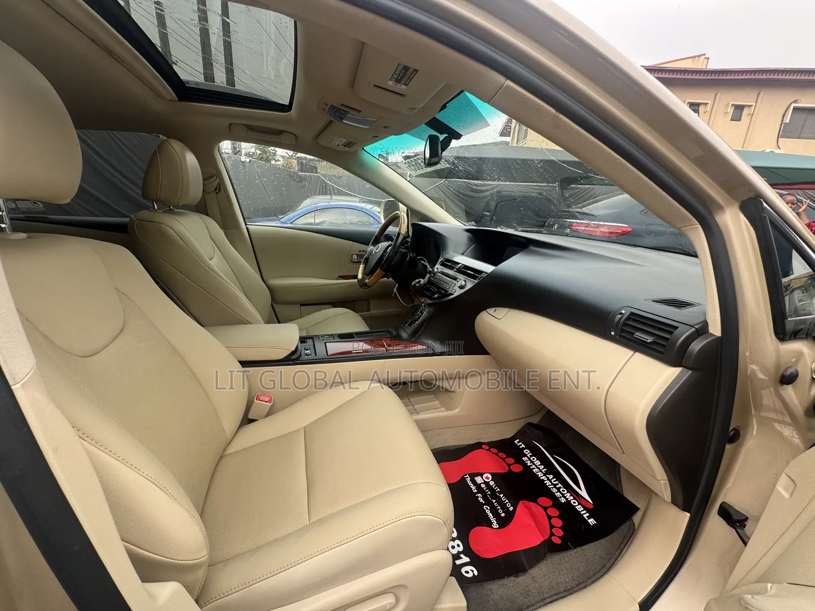 Lexus RX 2010 Gold